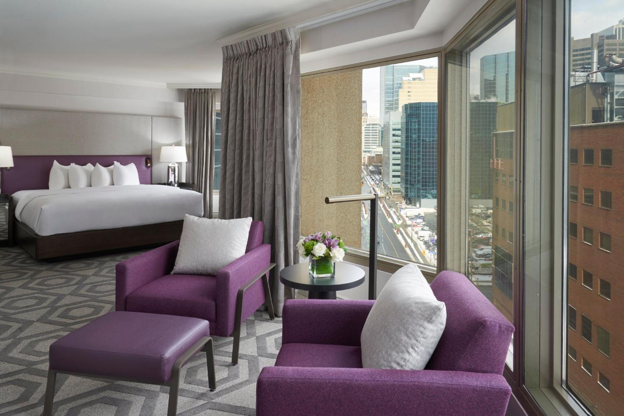 Junior King Suite - Club Lounge Access