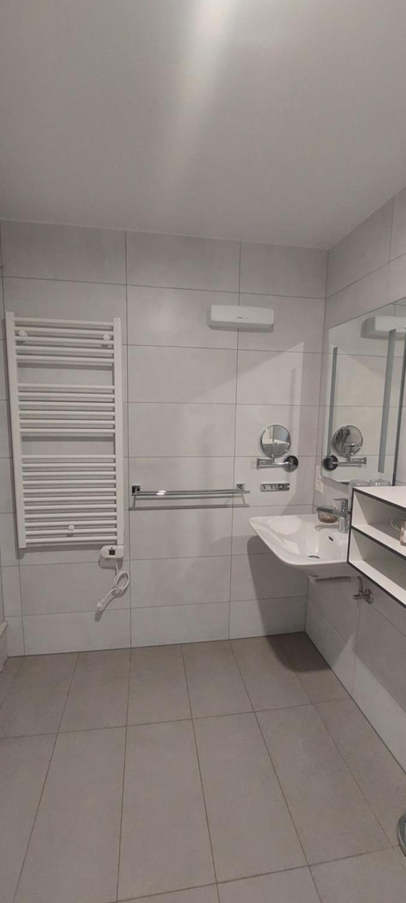 Double or Twin Room - Disability Access photo 2