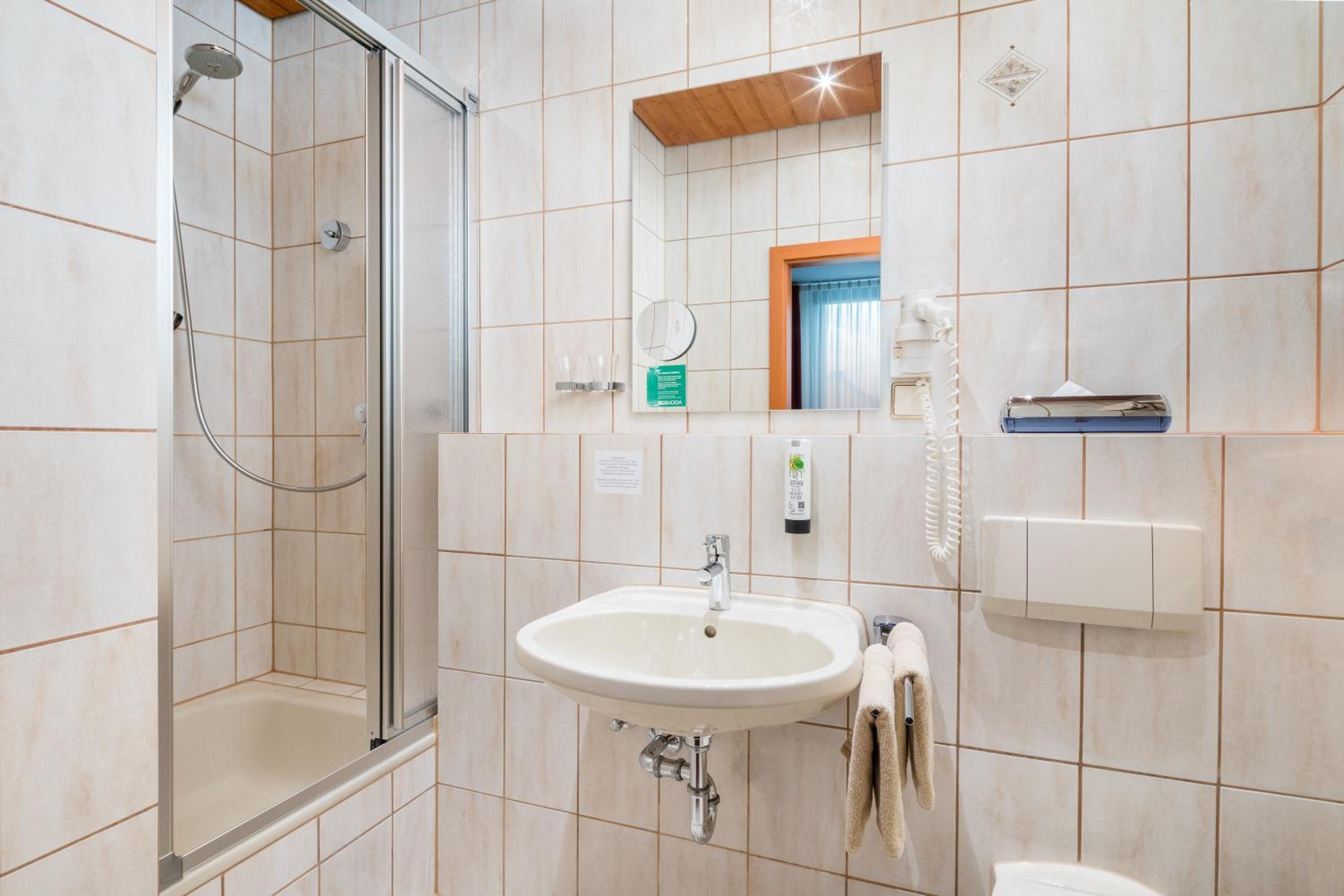 Large Comfort Double Room with River view, Balcony and Air conditioning  photo 2