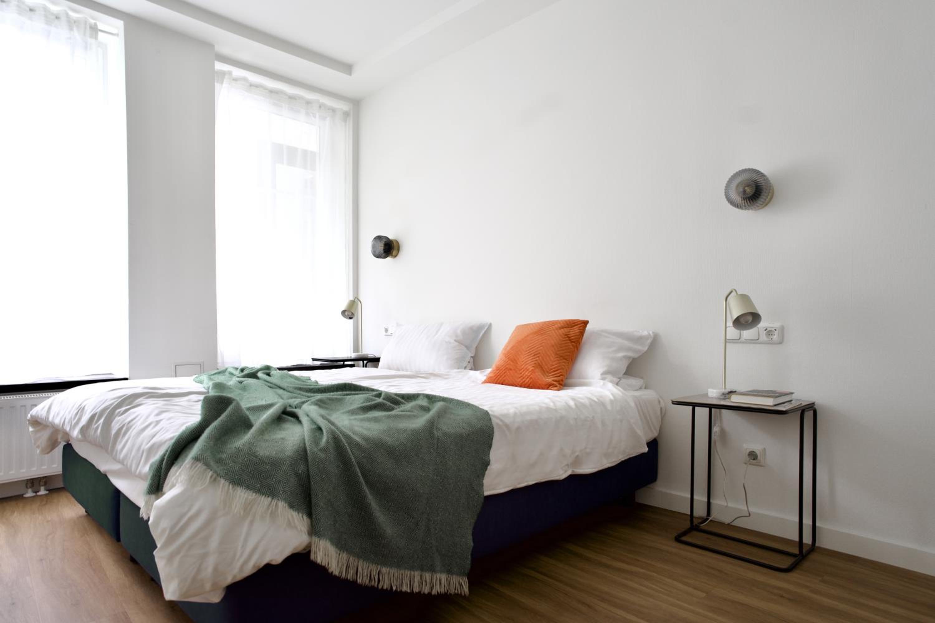 Studio with Sofa Bed - Photo 4