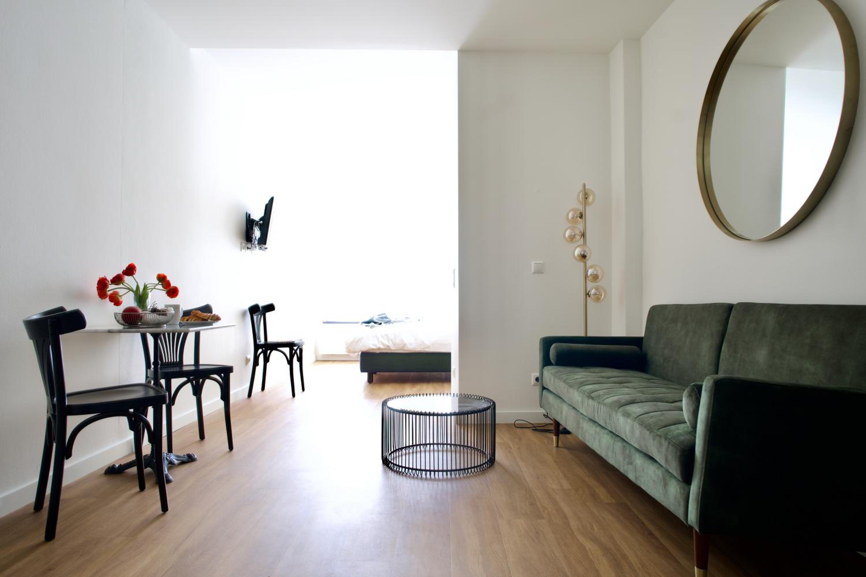 Studio with Sofa Bed - Photo 2