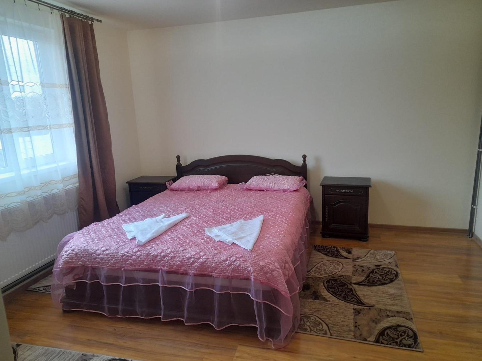 Double Room with Private Bathroom photo 1