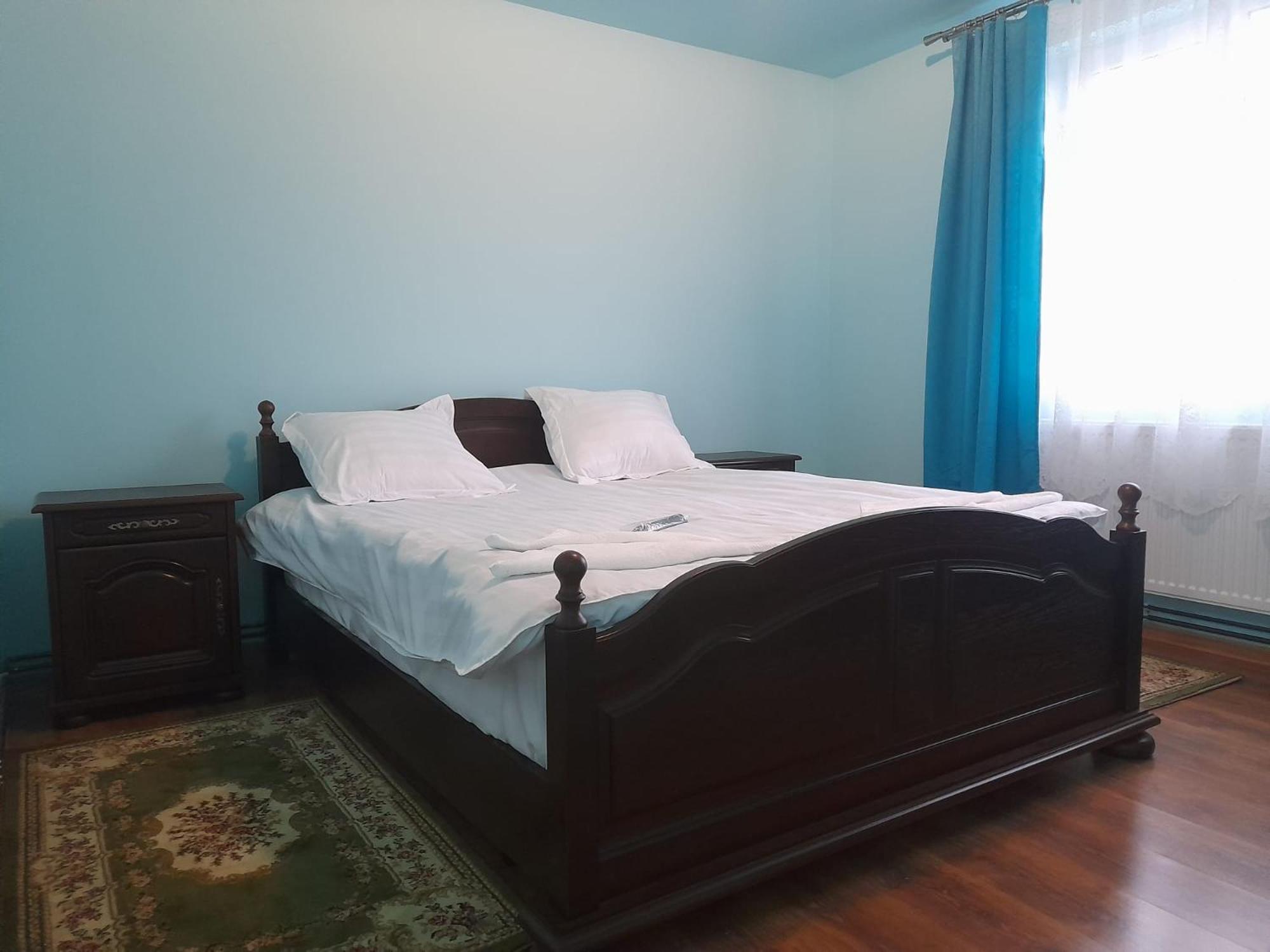 Double Room with Private Bathroom photo 1