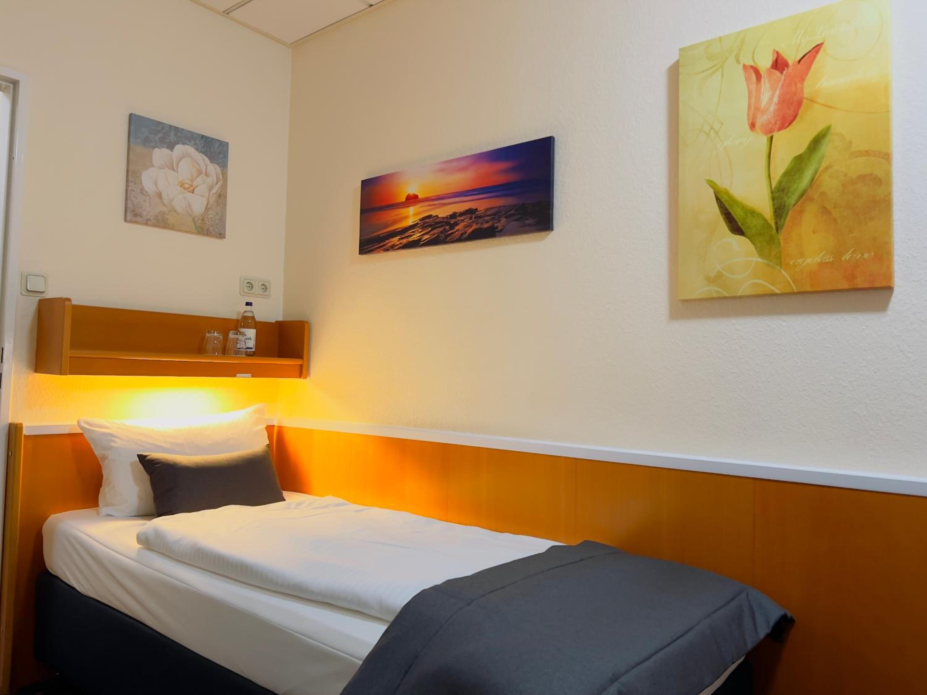 Comfort Twin Room - Photo 7