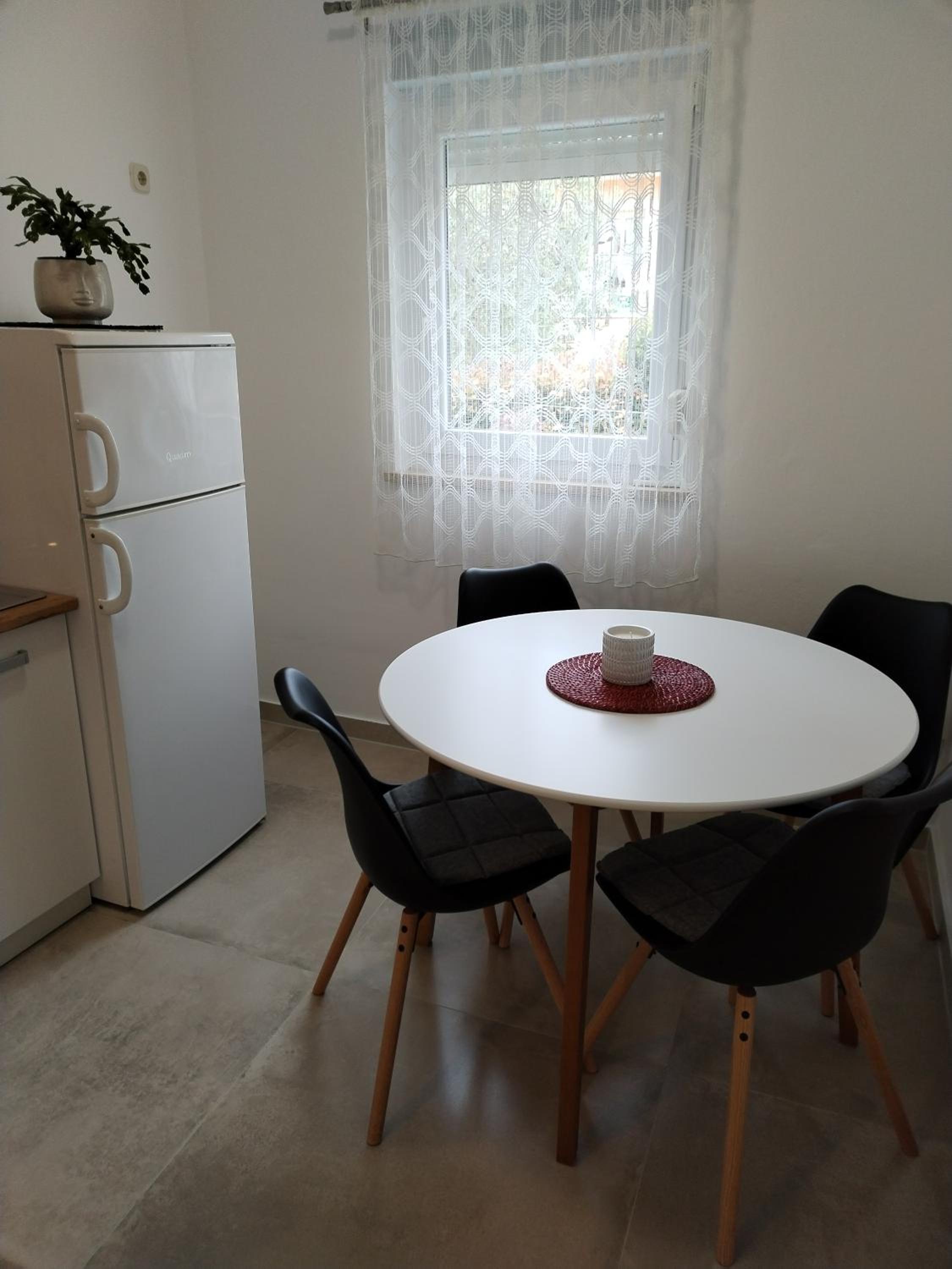 Two-Bedroom Apartment - Photo 9