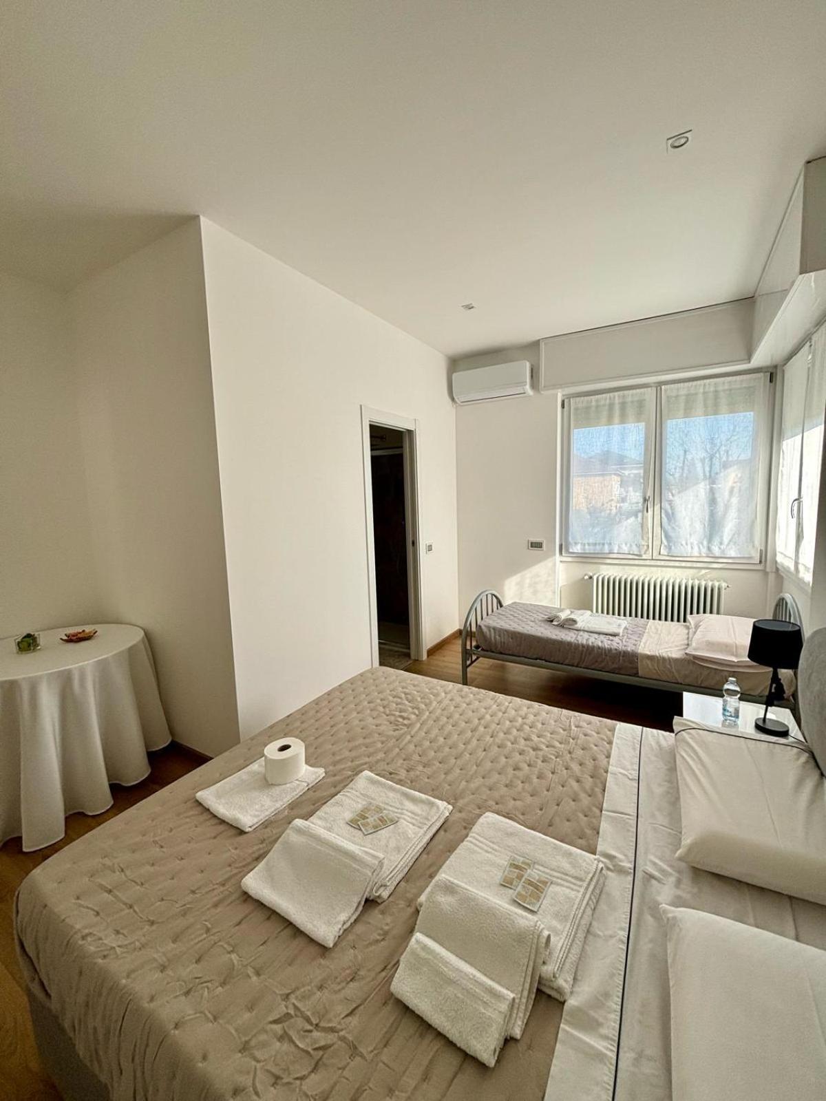 Triple Room - Photo 2