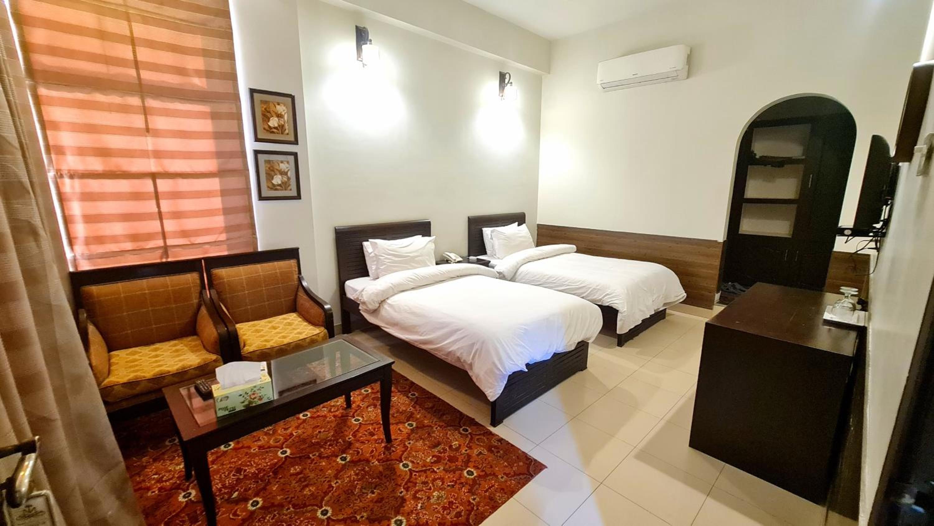 Deluxe Twin Room photo 1