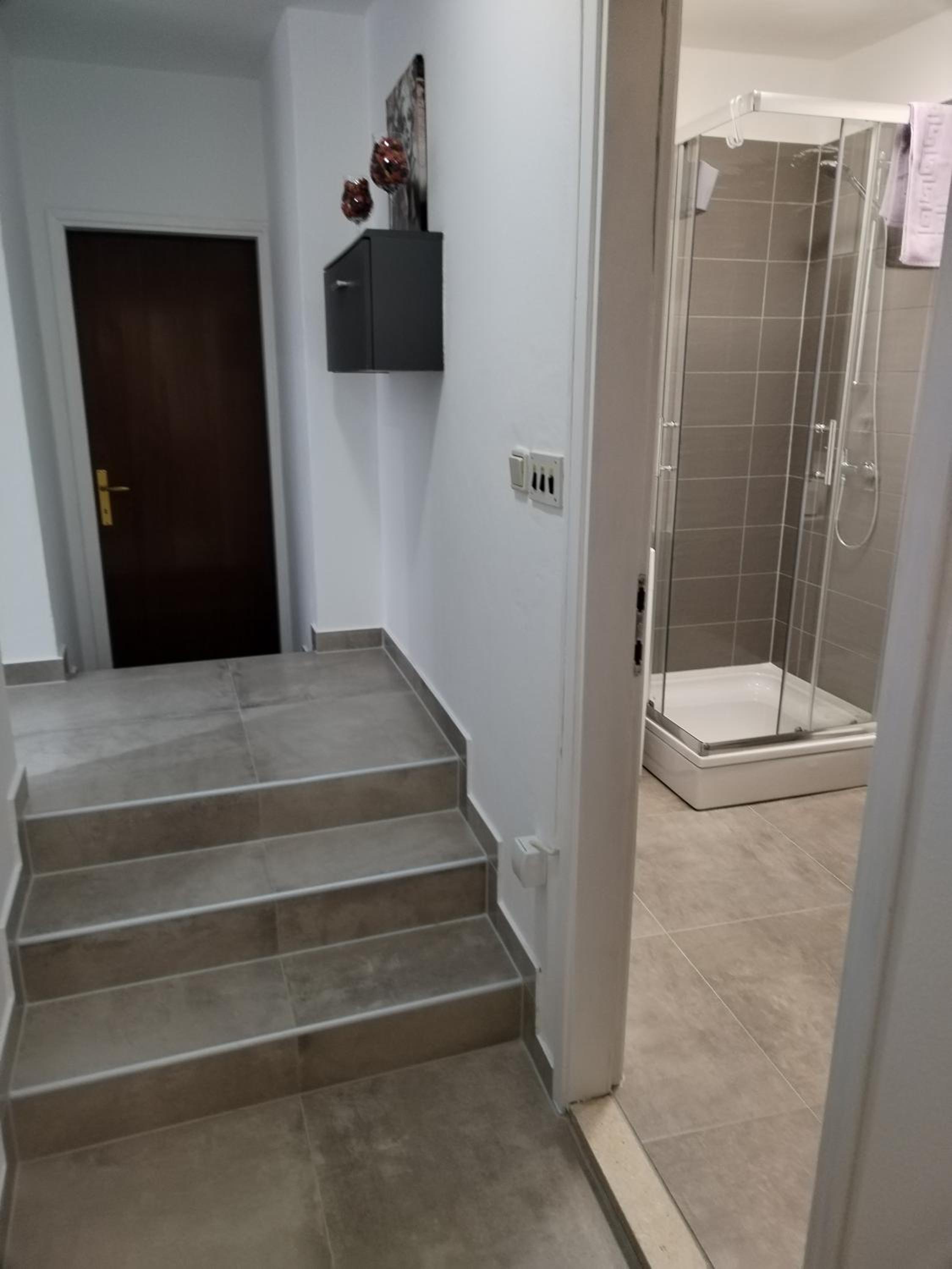 Two-Bedroom Apartment - Photo 20