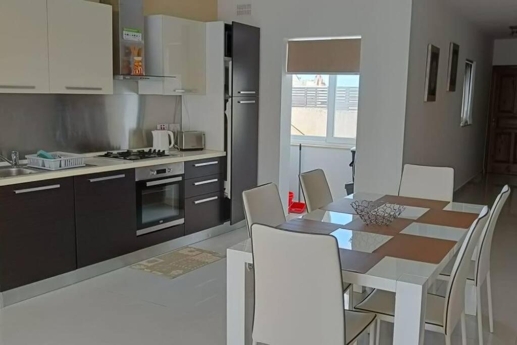 Two-Bedroom Apartment photo 3