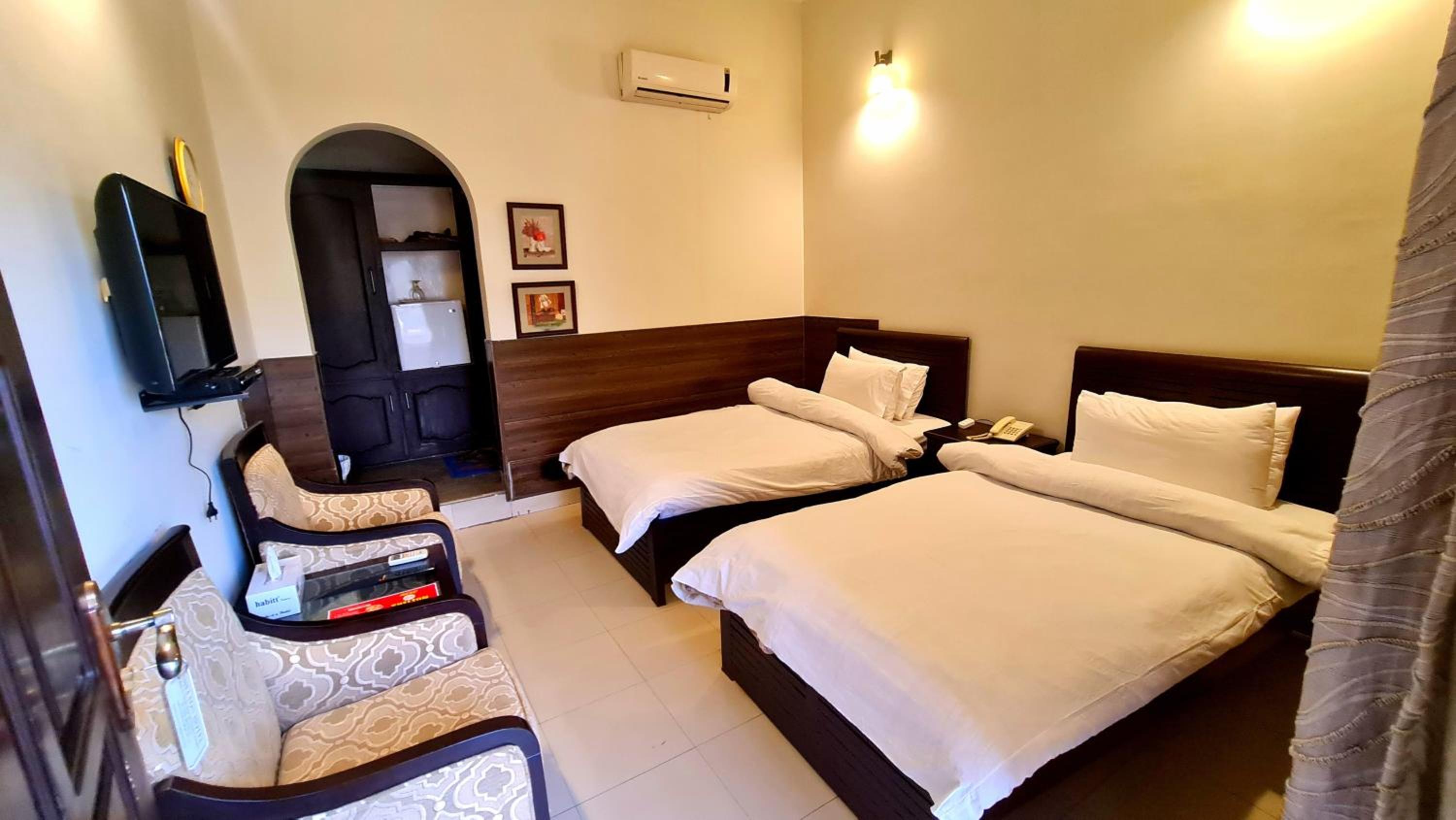 Budget Twin Room photo 1