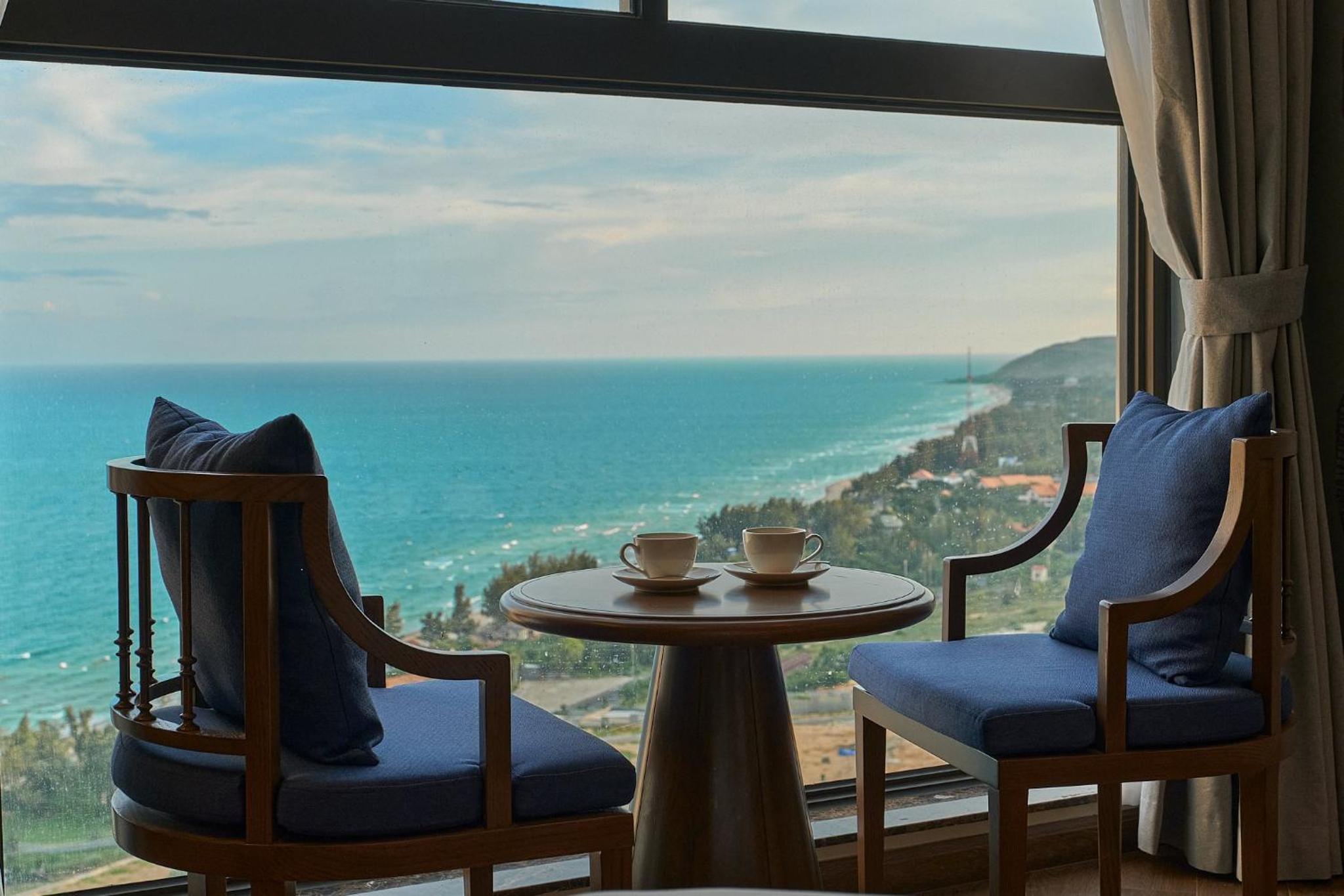 Family Room with Sea View - Photo 15