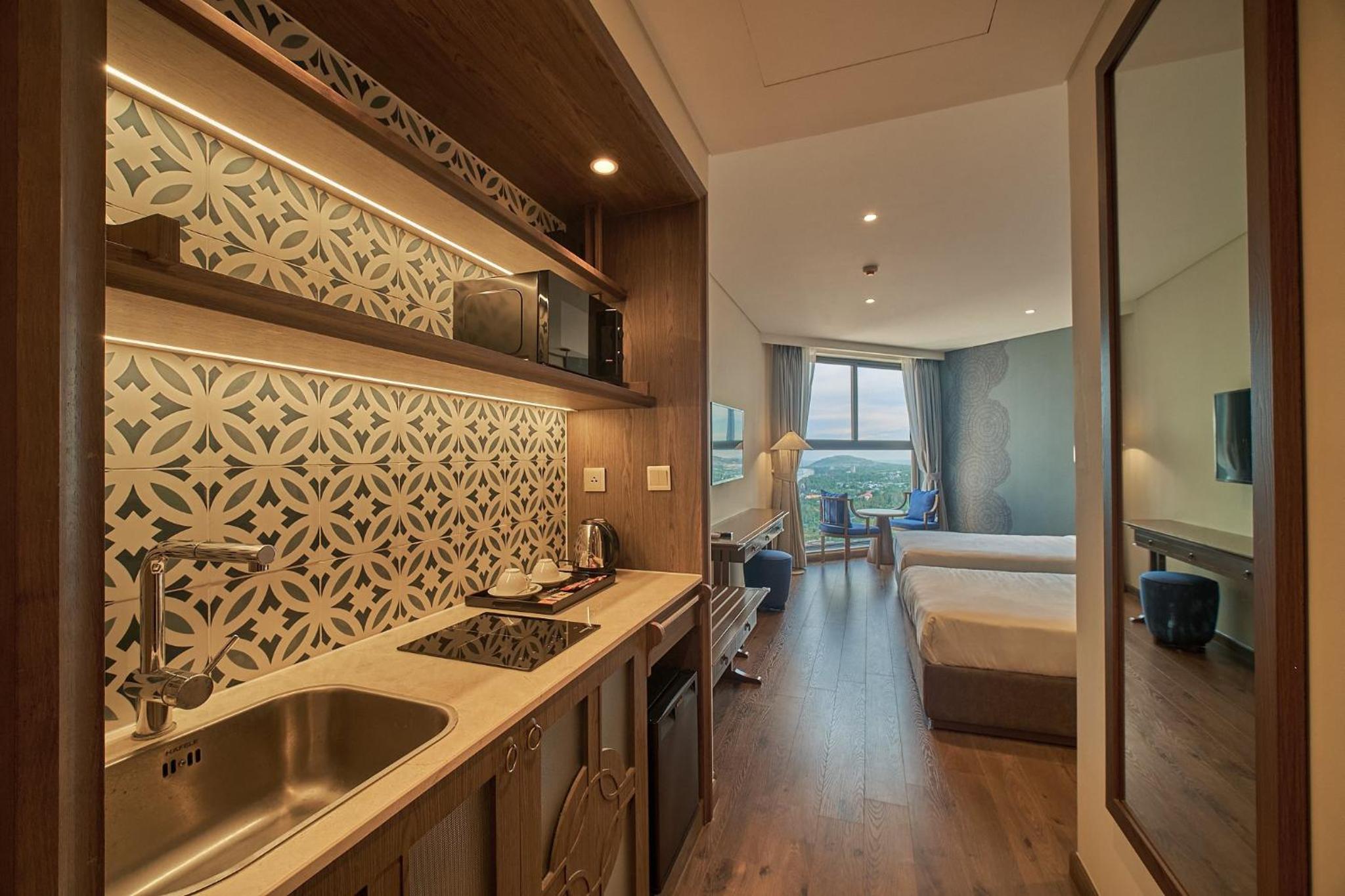Deluxe Double Room - Photo 10