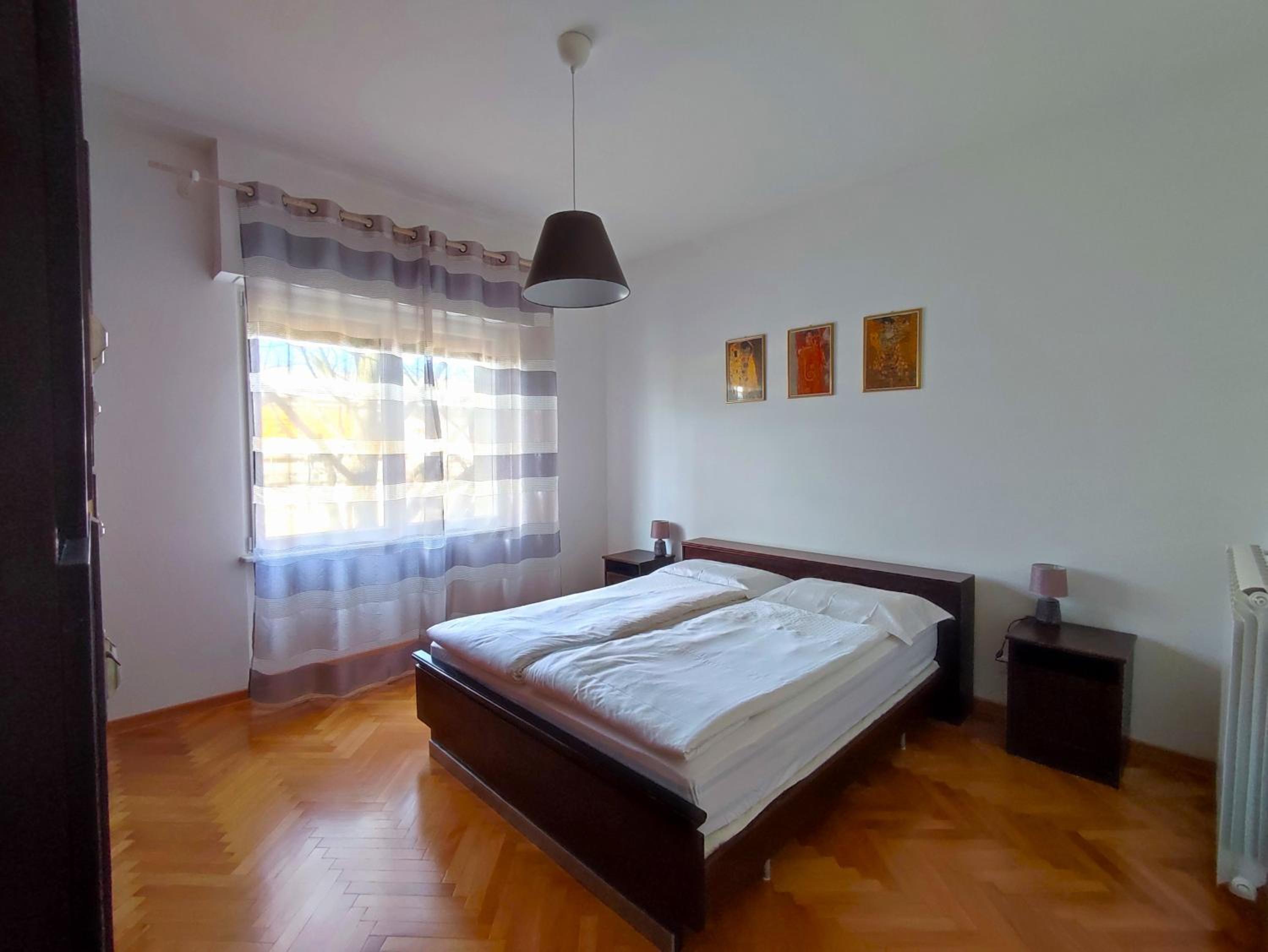 One-Bedroom Deluxe Apartment