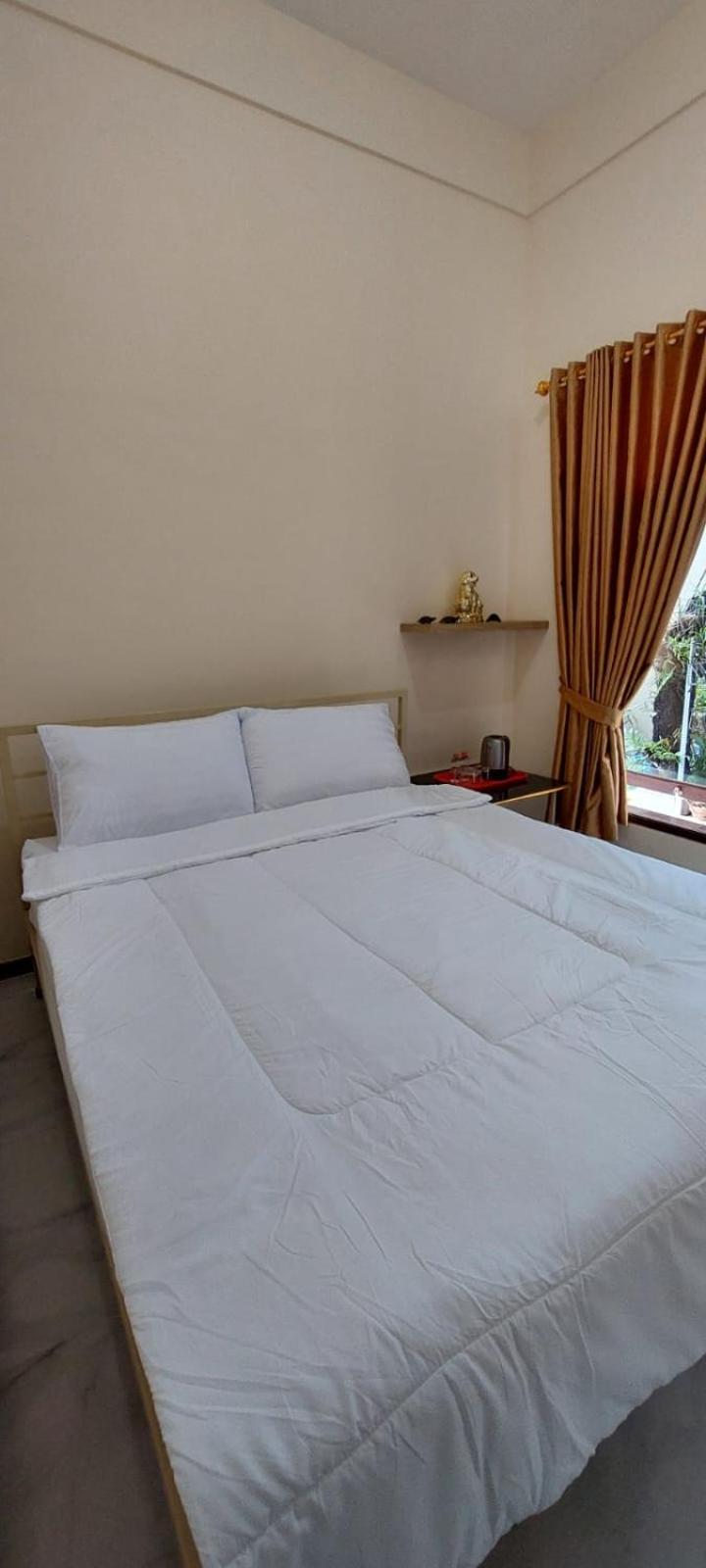 Double Room with Private Bathroom photo 2