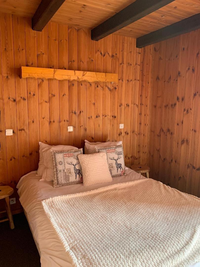 Double Room with Balcony - Les Catrems photo 1