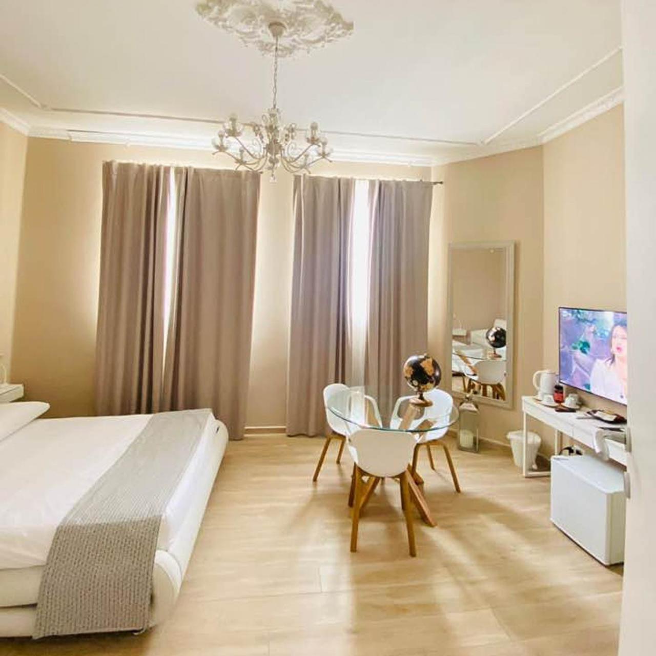 Suite photo 1