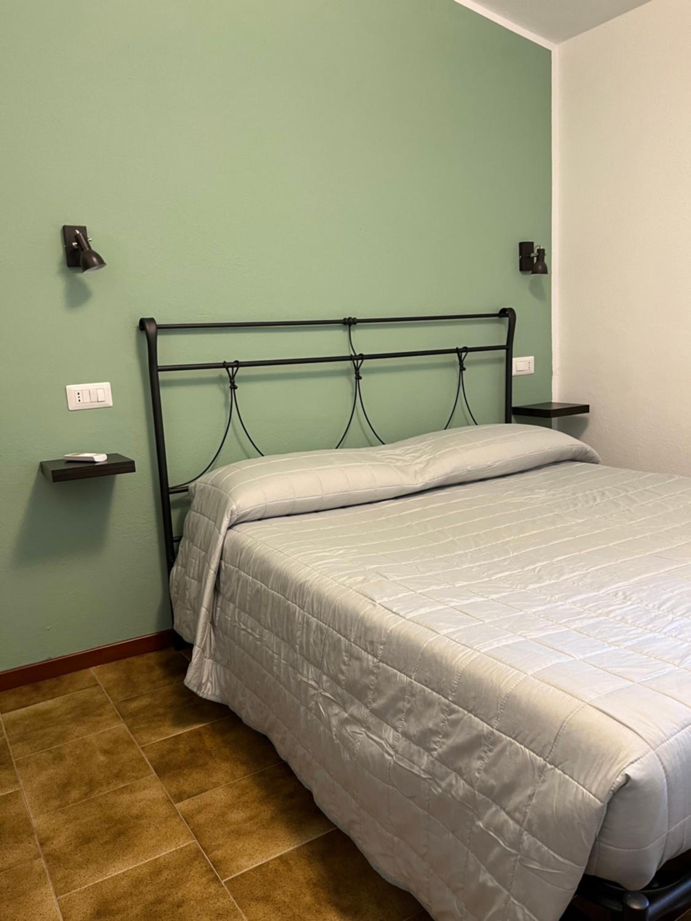 Double Room with Private Bathroom photo 1