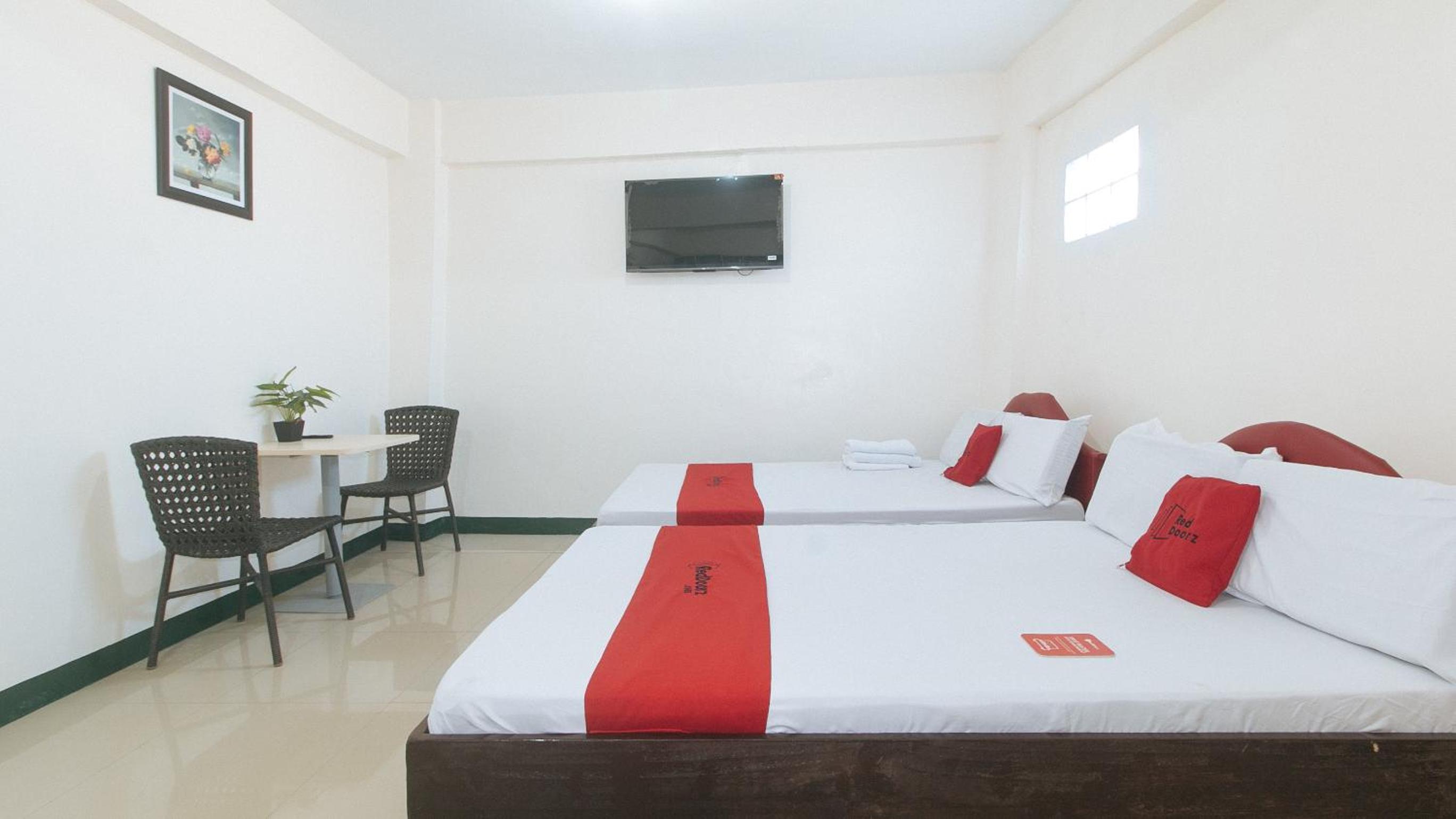 Quadruple Room - Photo 6