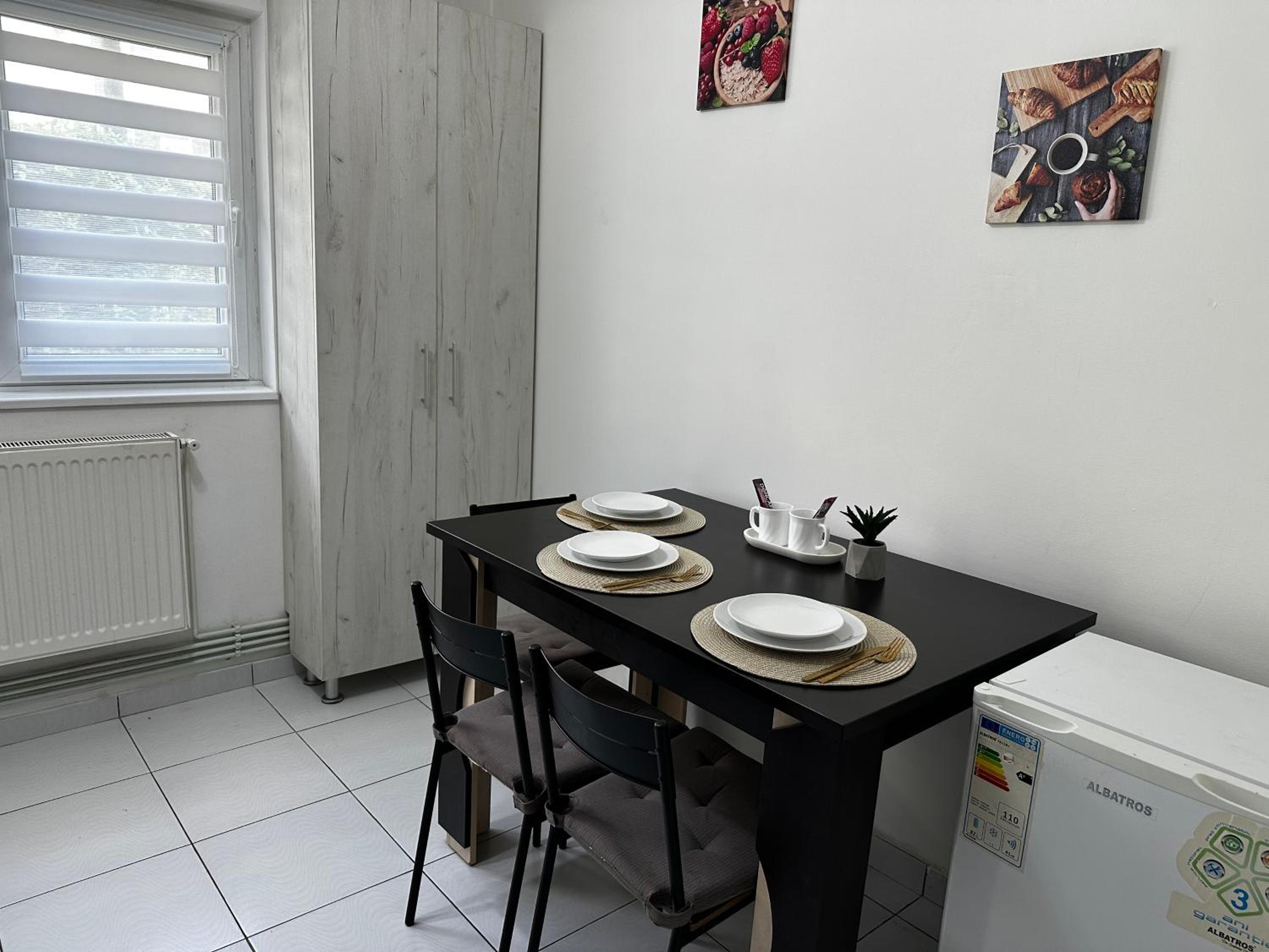 One-Bedroom Apartment - Photo 17
