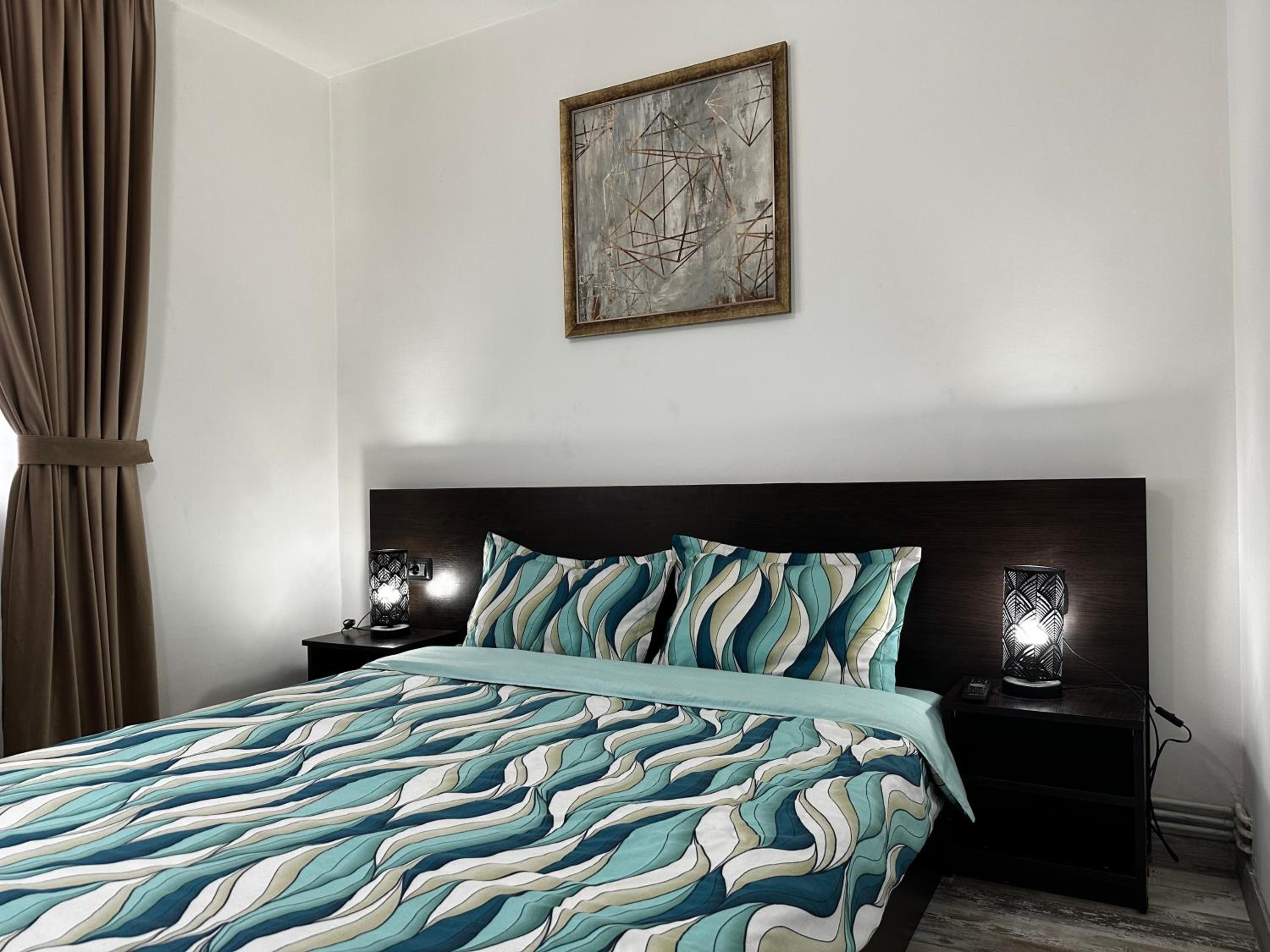 One-Bedroom Apartment - Photo 19
