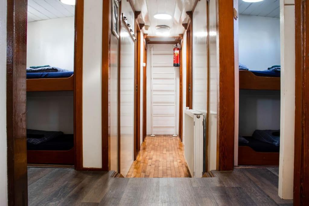 Mobile Home photo 1