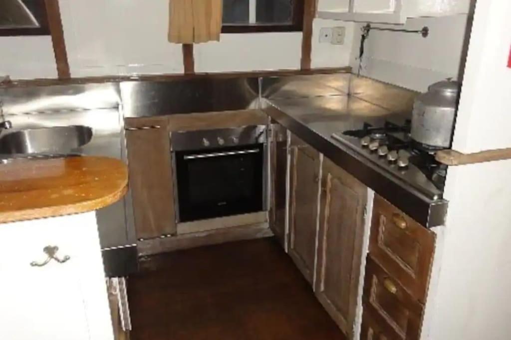 Mobile Home photo 3