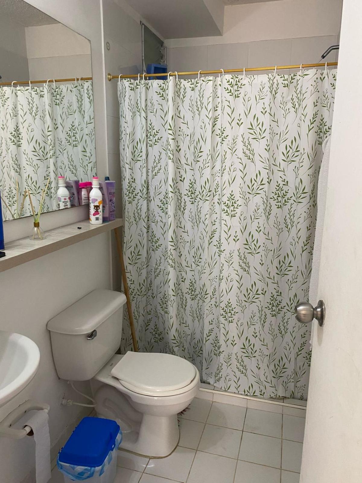 Three-Bedroom Apartment photo 2