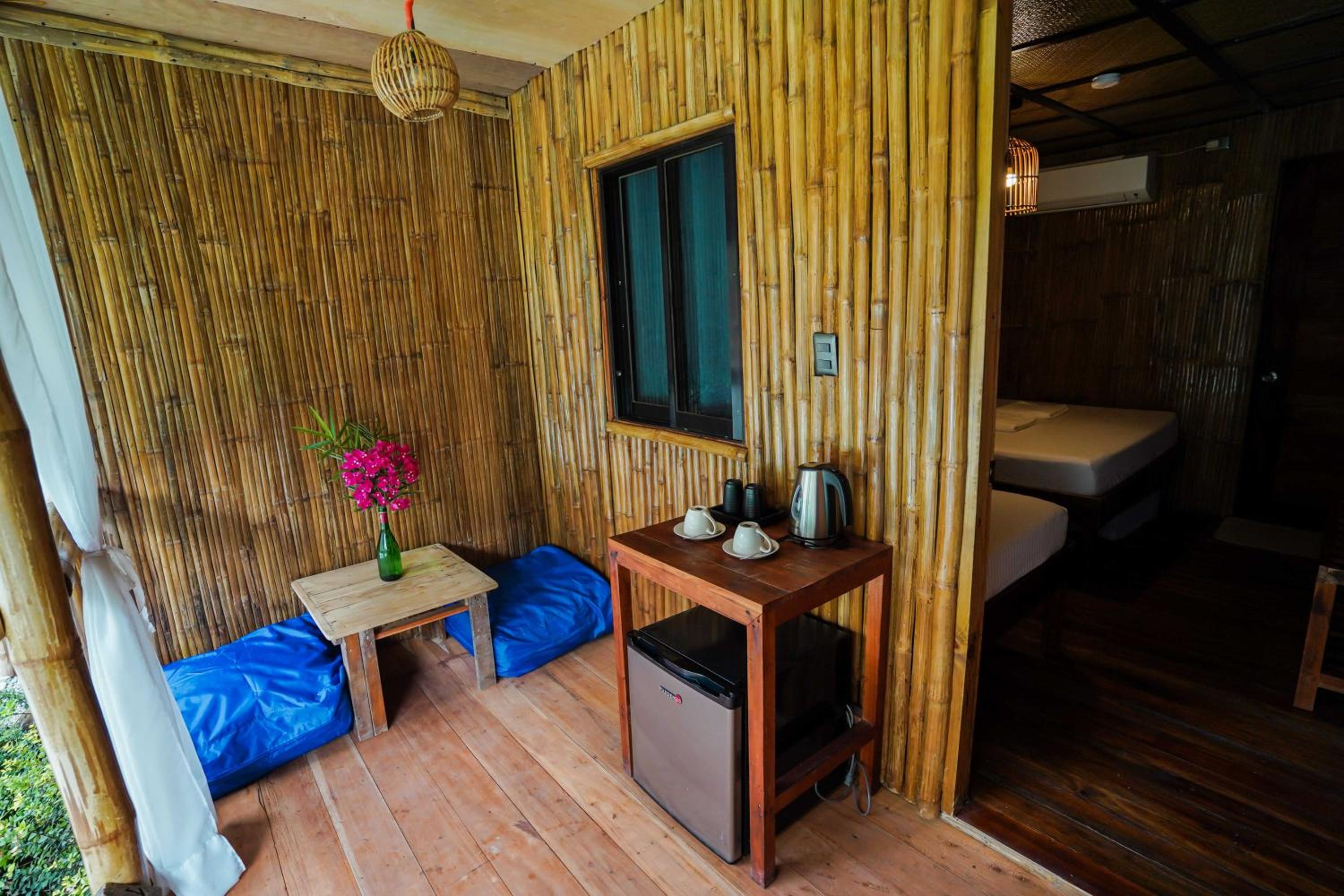 Standard Twin Room with Garden View - Photo 19