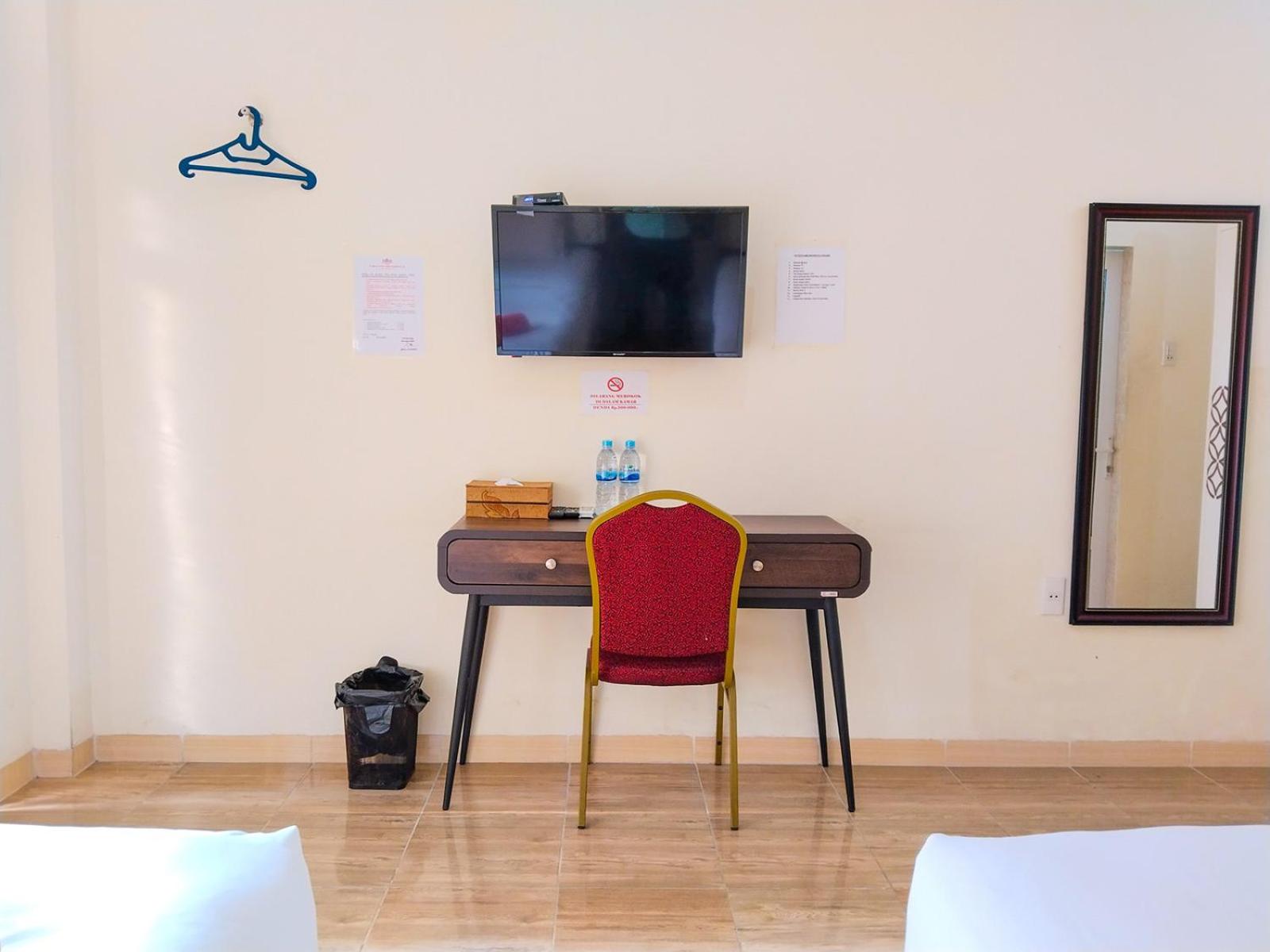 Standard Twin Room - Photo 7