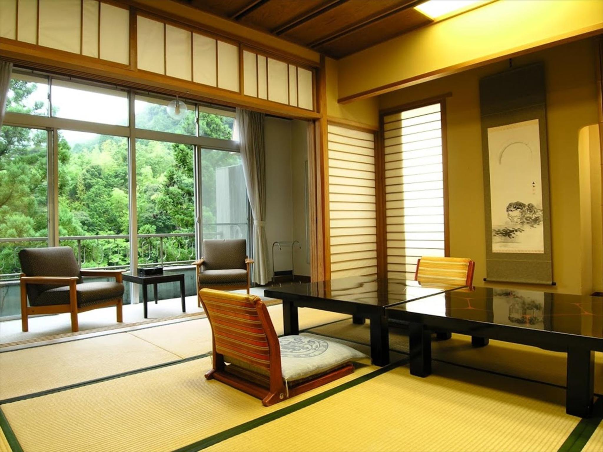 Japanese-Style Quadruple Room