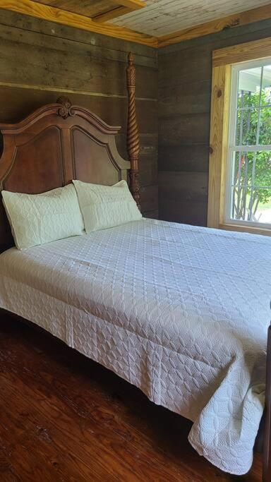 One-Bedroom House photo 3