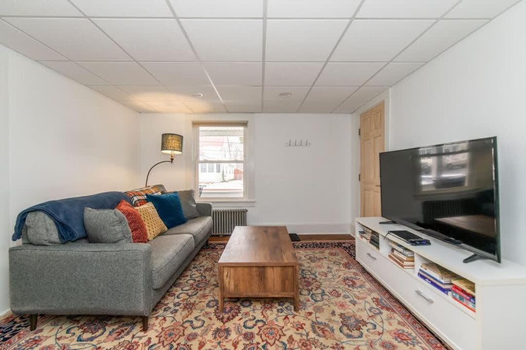 Apartment photo 1