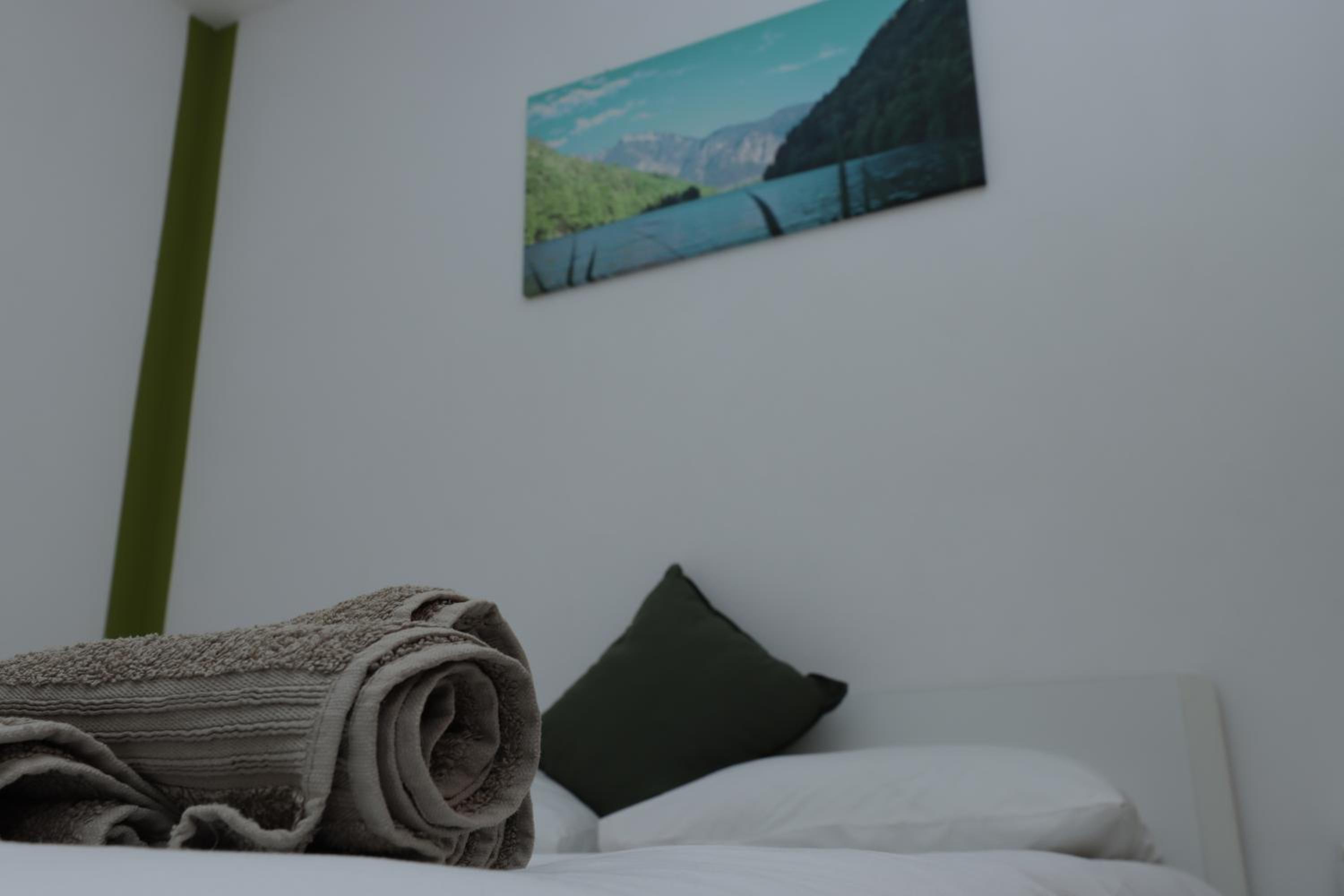 One-Bedroom Apartment photo 2