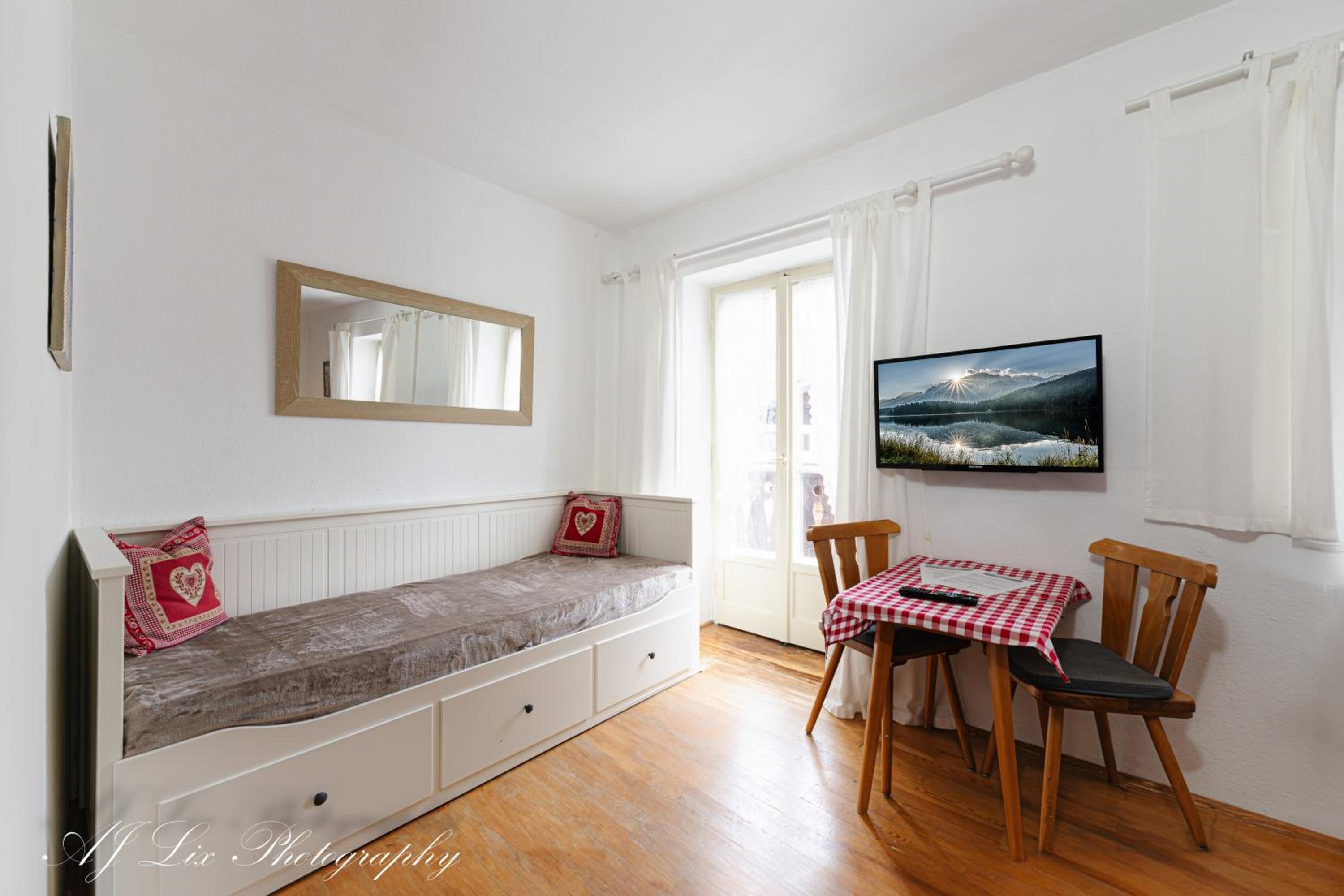 Superior Double Room with Sofa photo 3