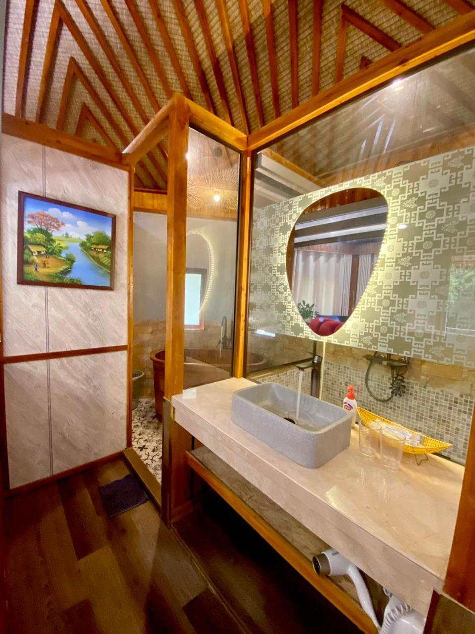 Deluxe Bungalow photo 3