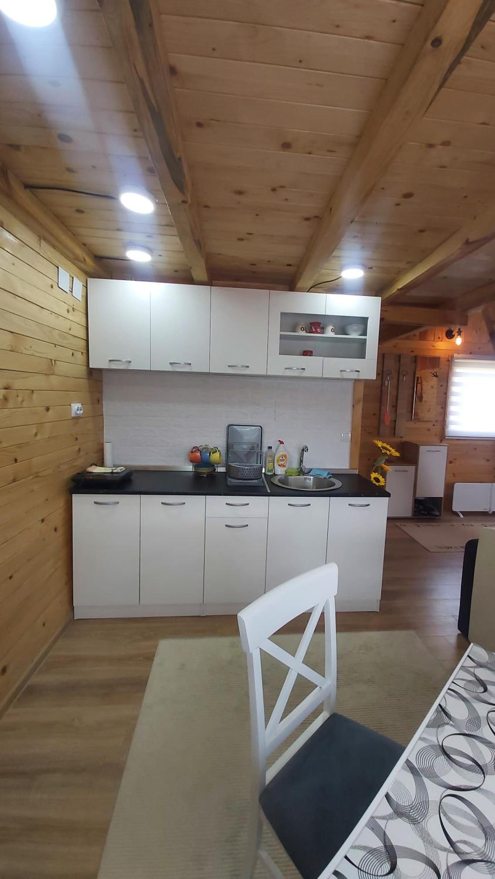 One-Bedroom House photo 2