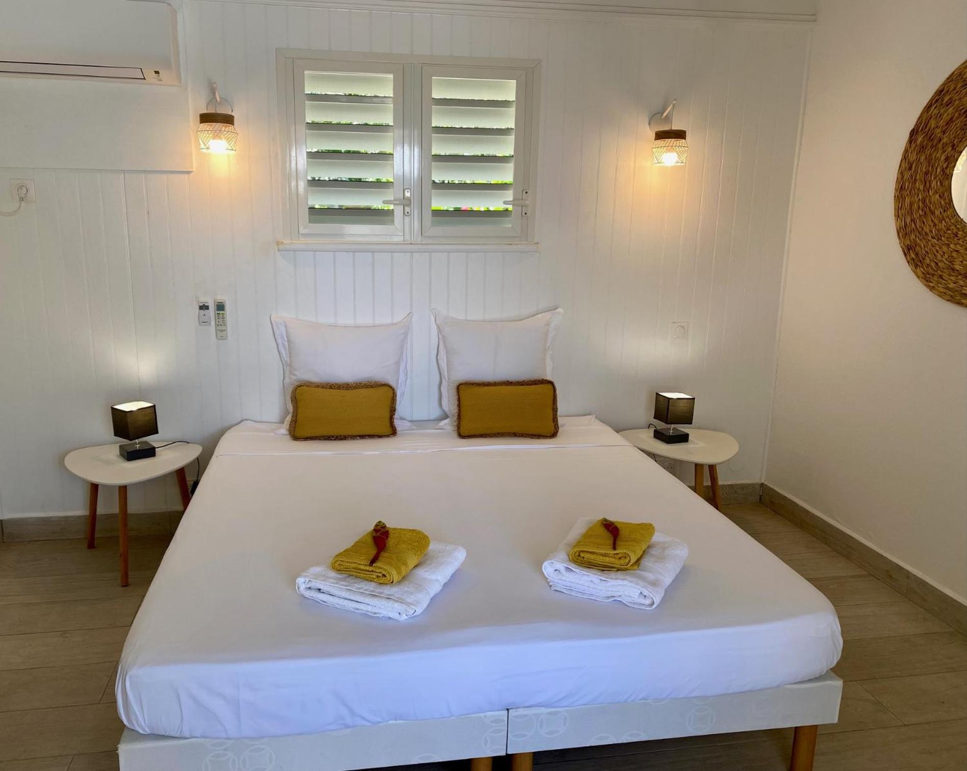 Three-Bedroom Villa photo 2