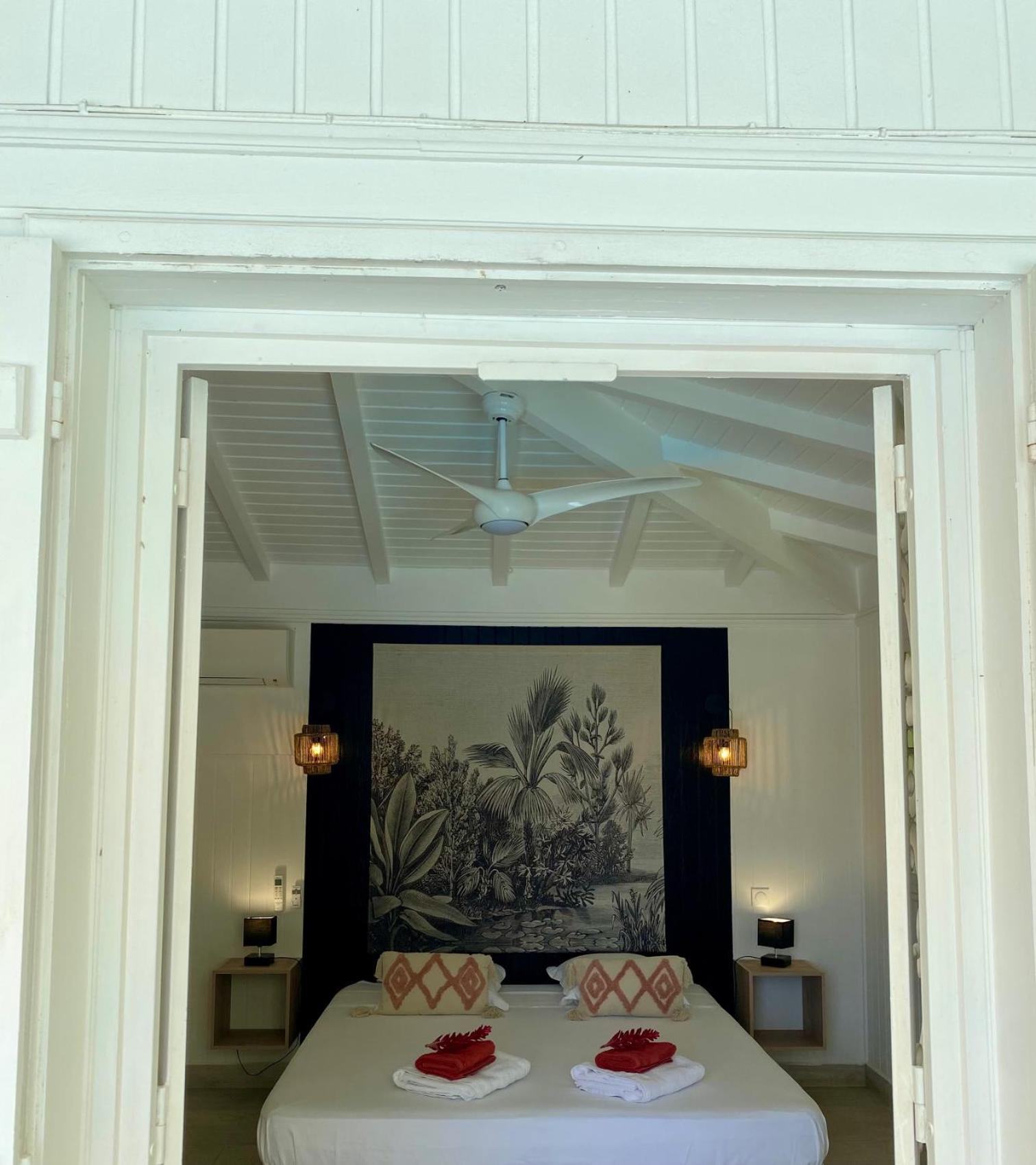 Three-Bedroom Villa photo 3