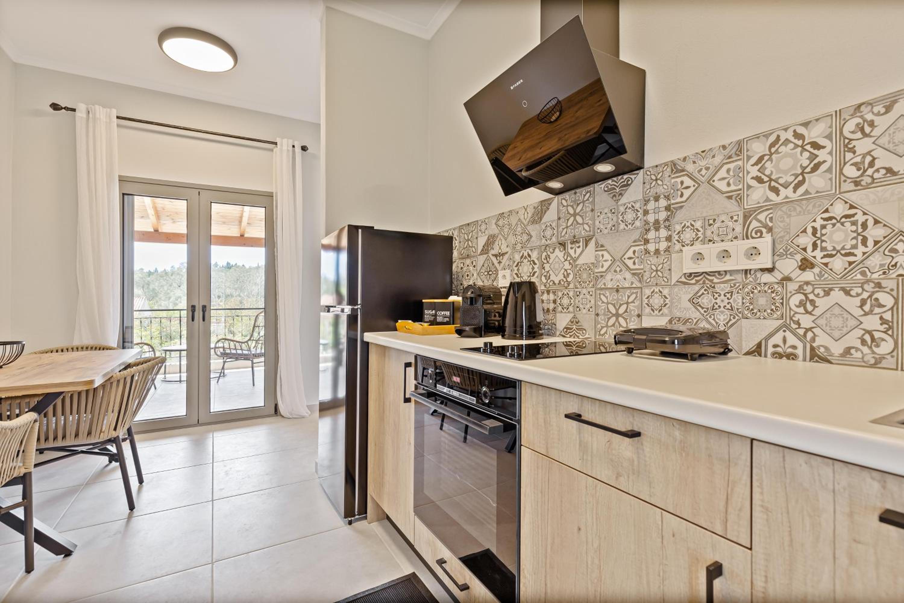 Deluxe Suite photo 2