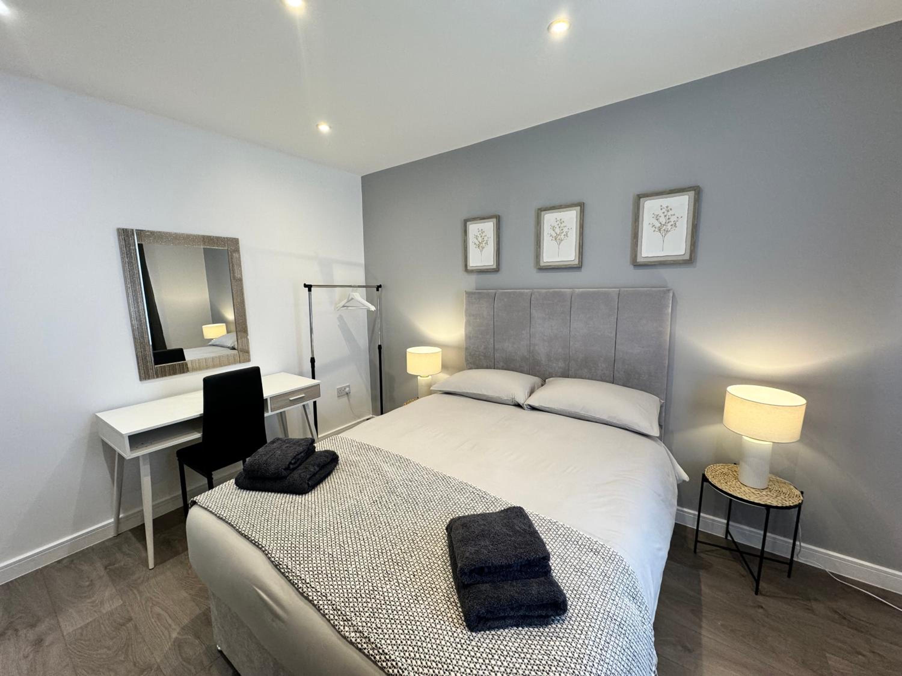 Double Room with Shared Bathroom photo 1