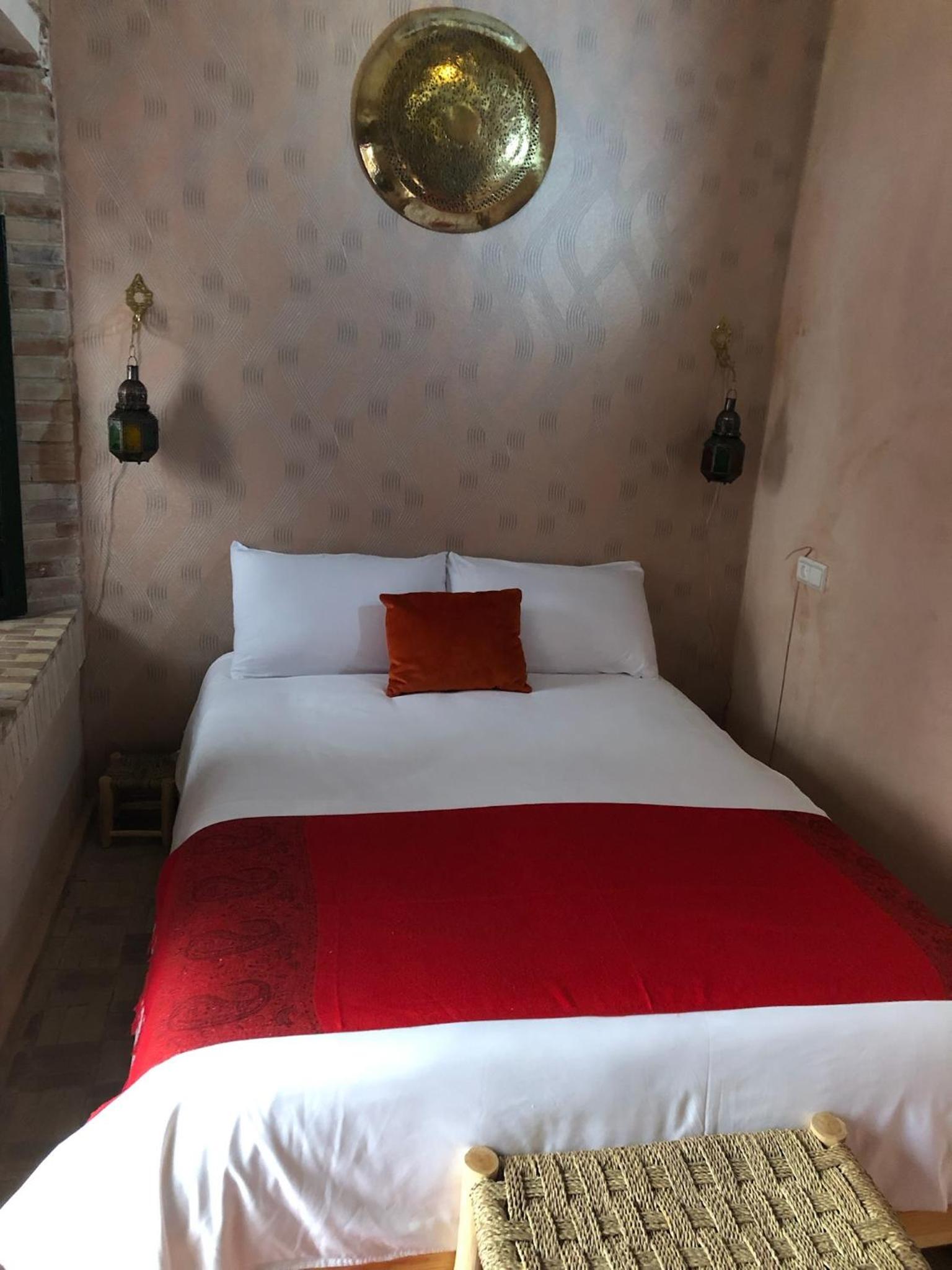 Single Room with Private Bathroom