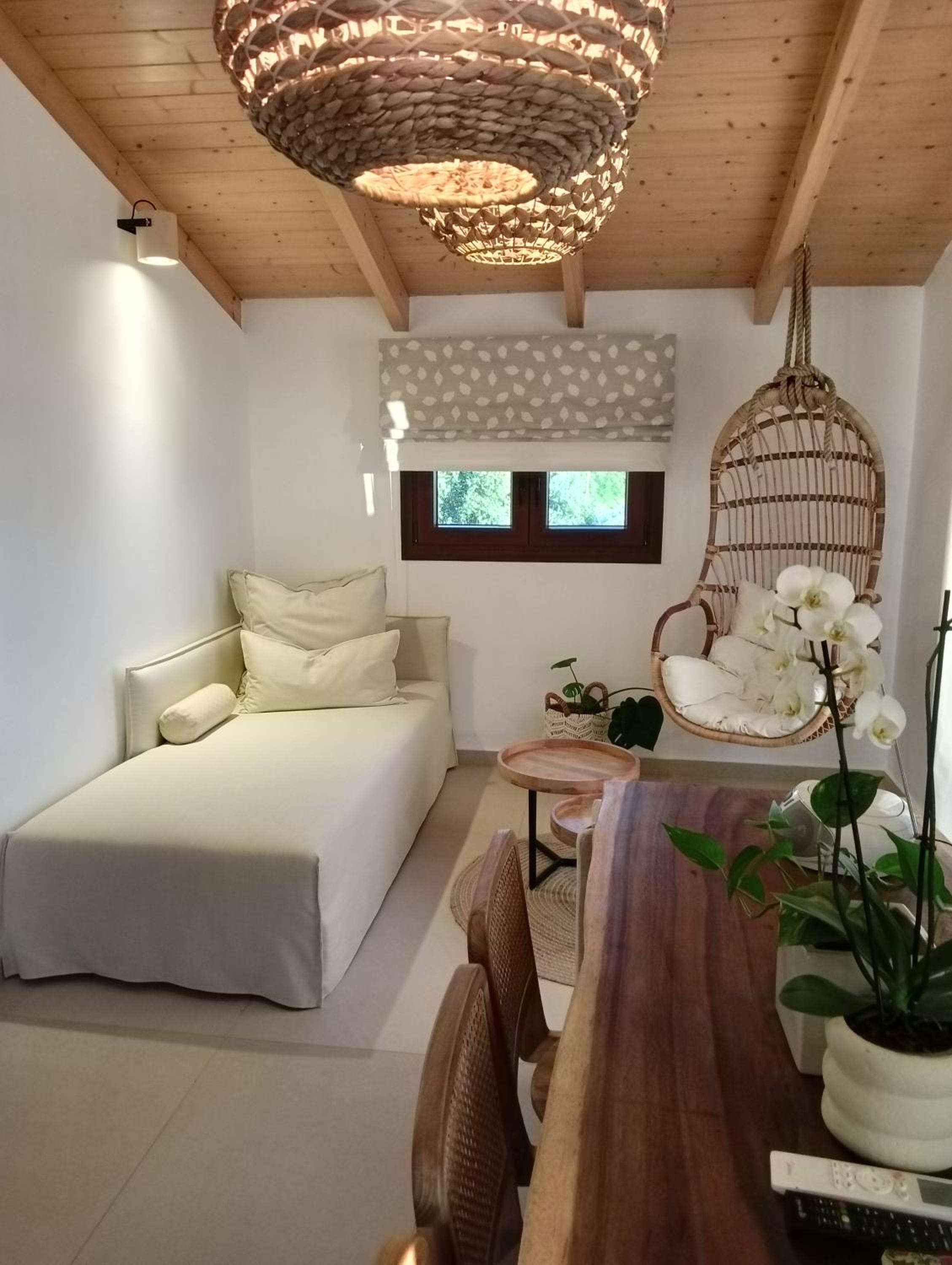 One-Bedroom Apartment with Sea View and Terrace photo 1