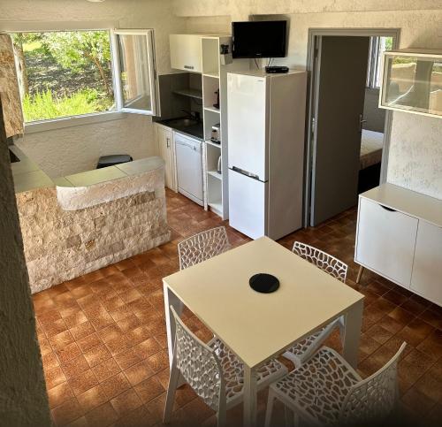 Three-Bedroom Villa photo 3