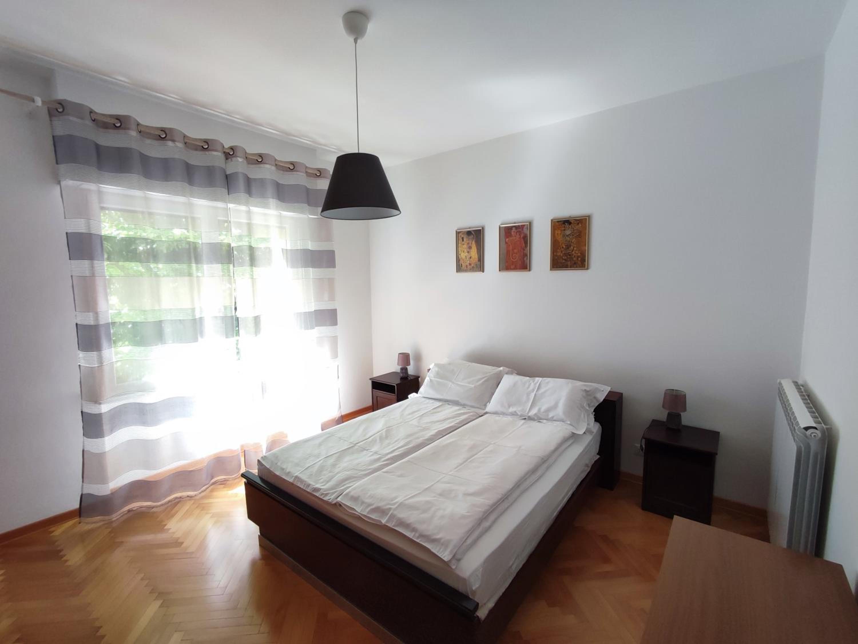 Queen Room with Shared Bathroom