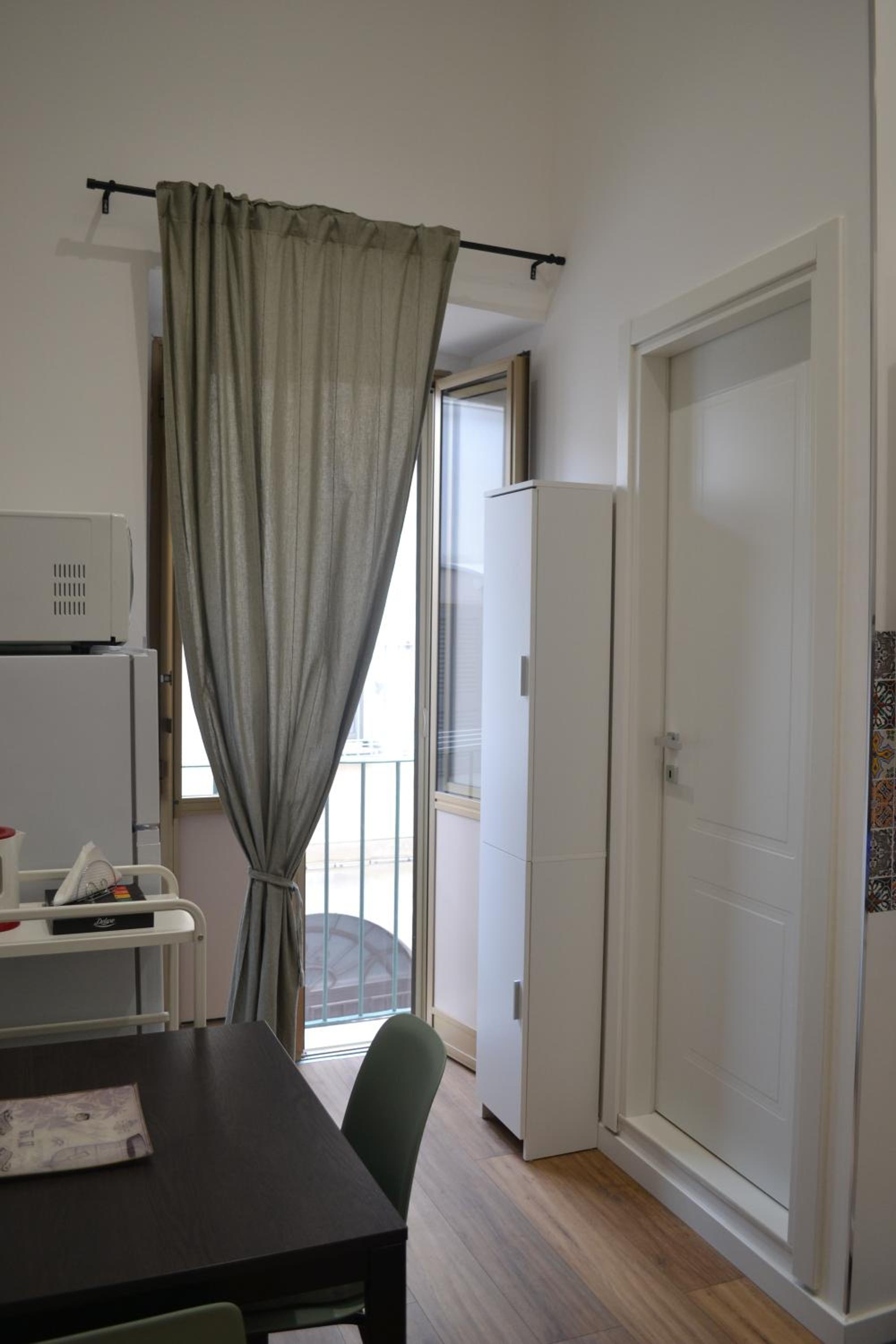 One-Bedroom Apartment photo 3