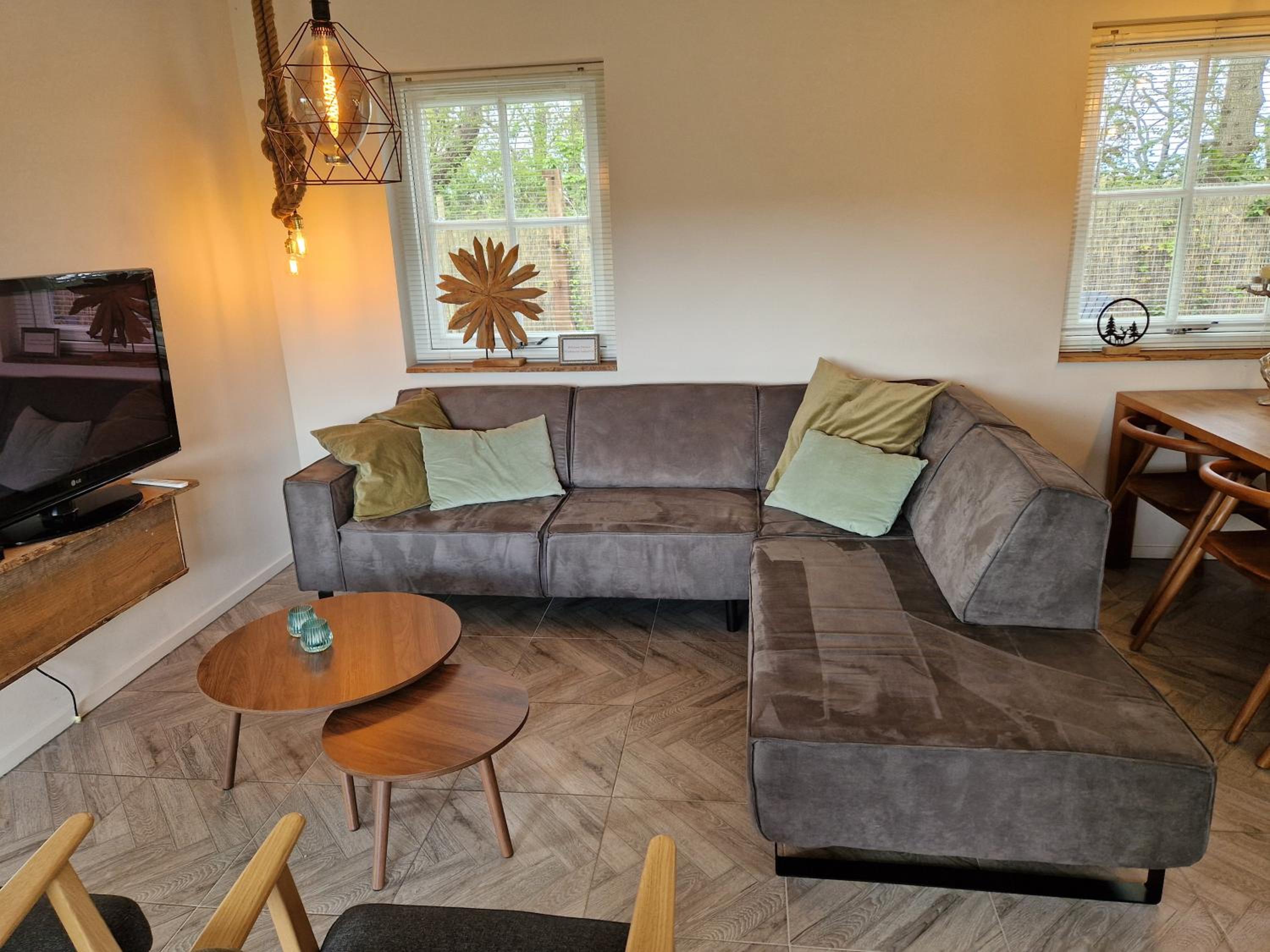 Three-Bedroom House photo 3