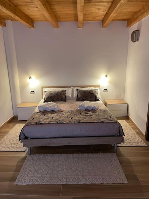 Two-Bedroom House photo 3