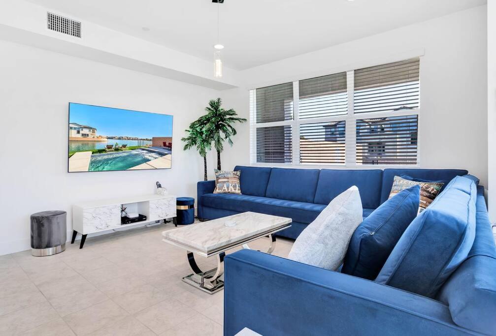 Four-Bedroom Holiday Home photo 2