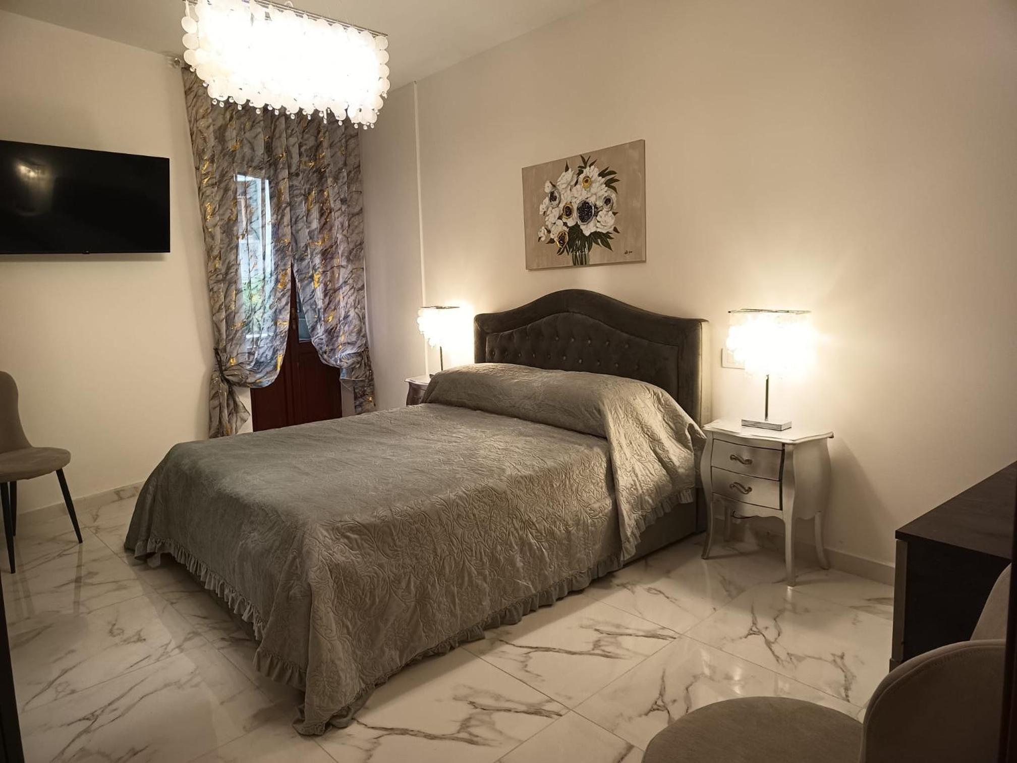 Suite with Balcony photo 1