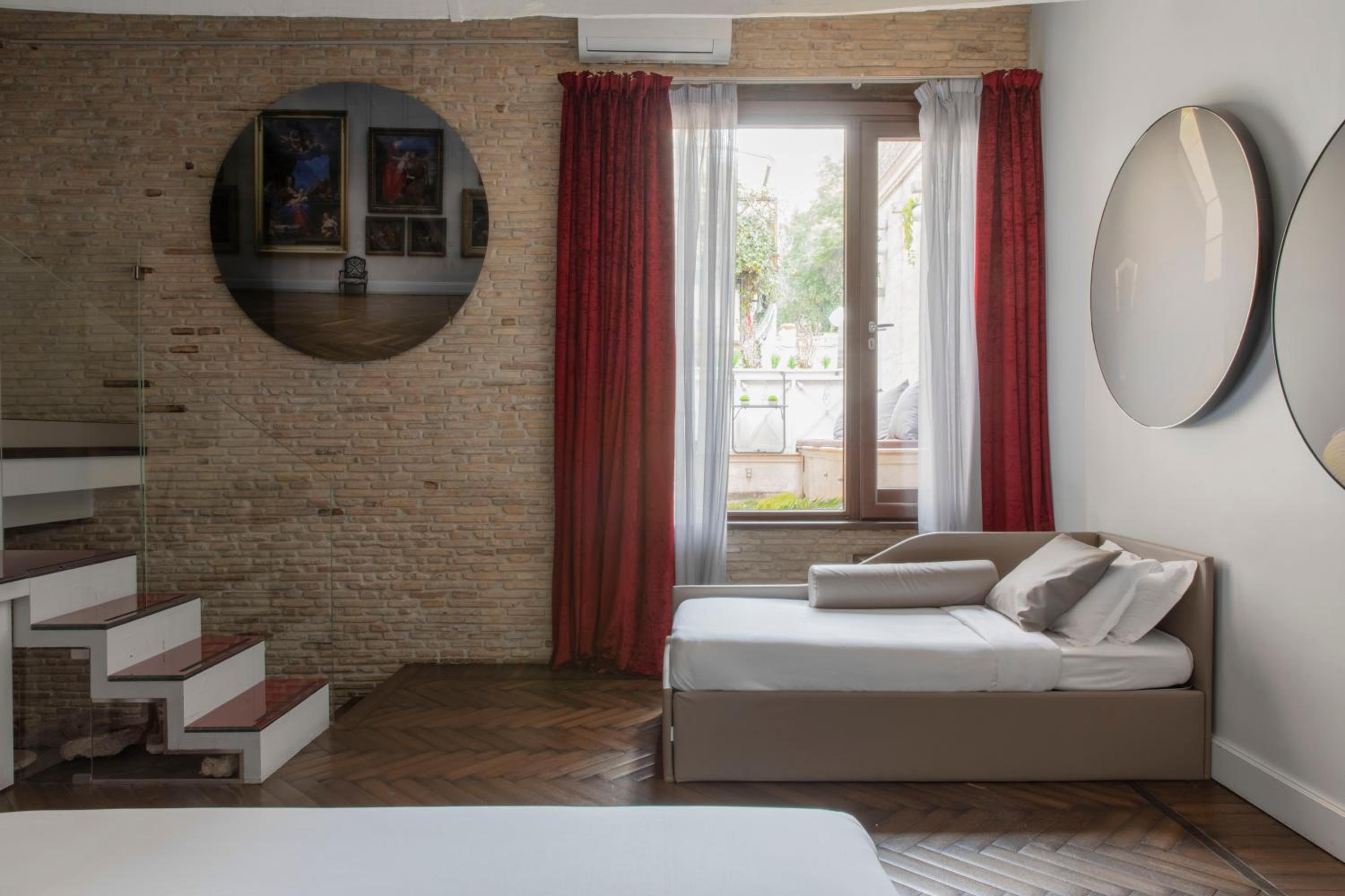 Junior Suite with Terrace photo 2
